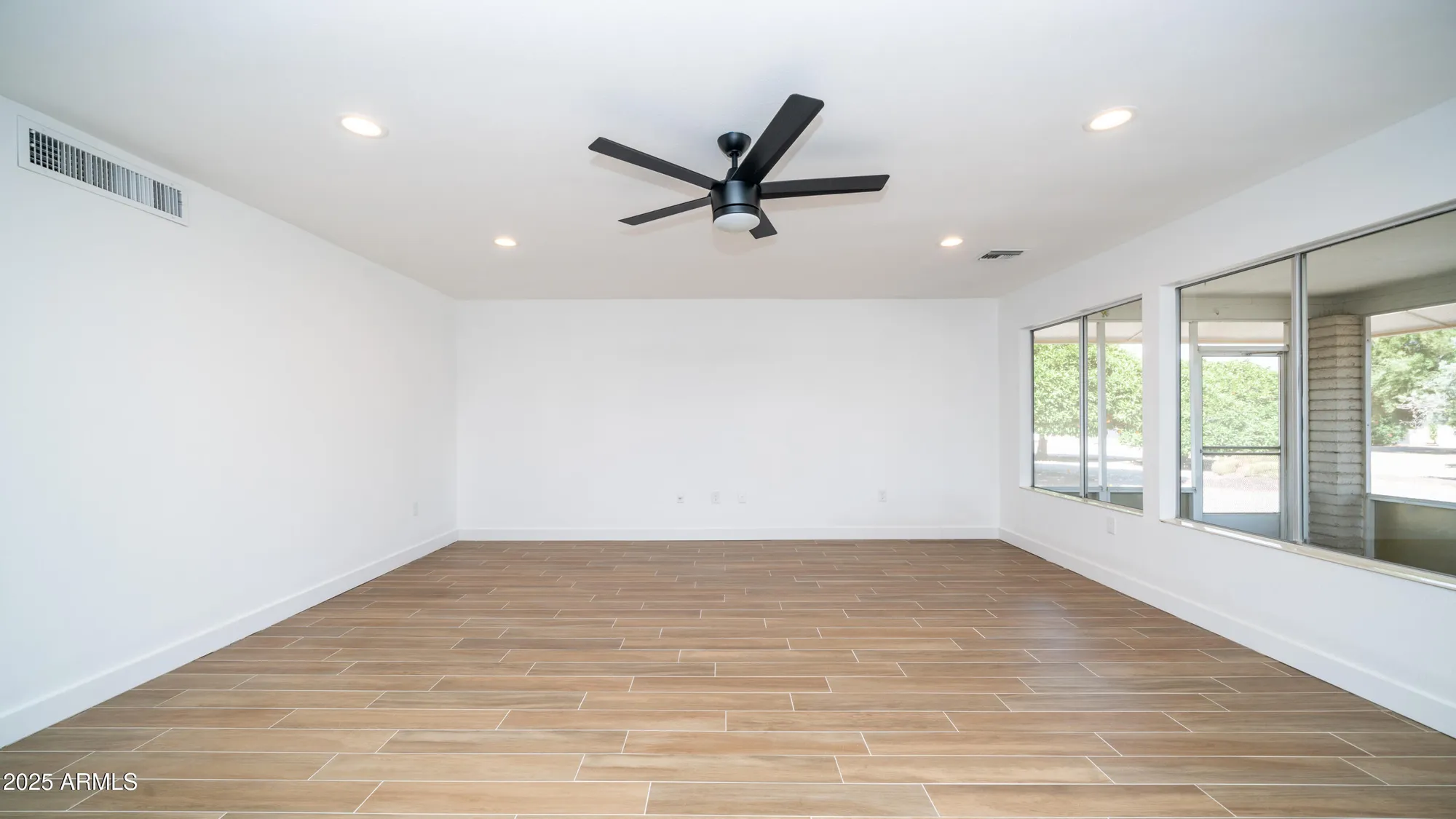 Property Slideshow image 16 of 18 | 14044 n cameo dr, Sun City, AZ, 85351