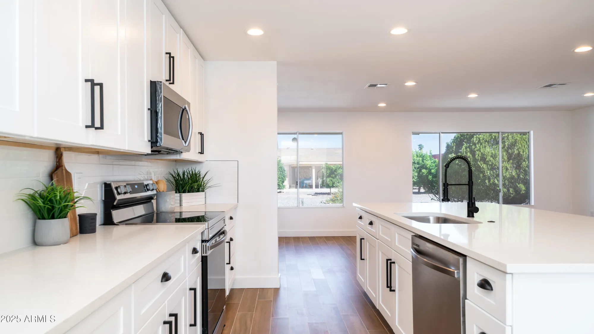 Property Slideshow image 3 of 18 | 14044 n cameo dr, Sun City, AZ, 85351