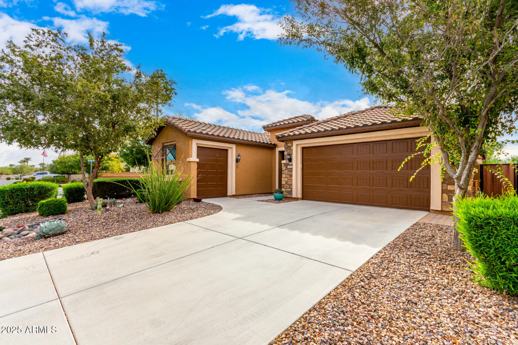 Property Slideshow image 44 of 71 | 7865 w silver spring way, Florence, AZ, 85132