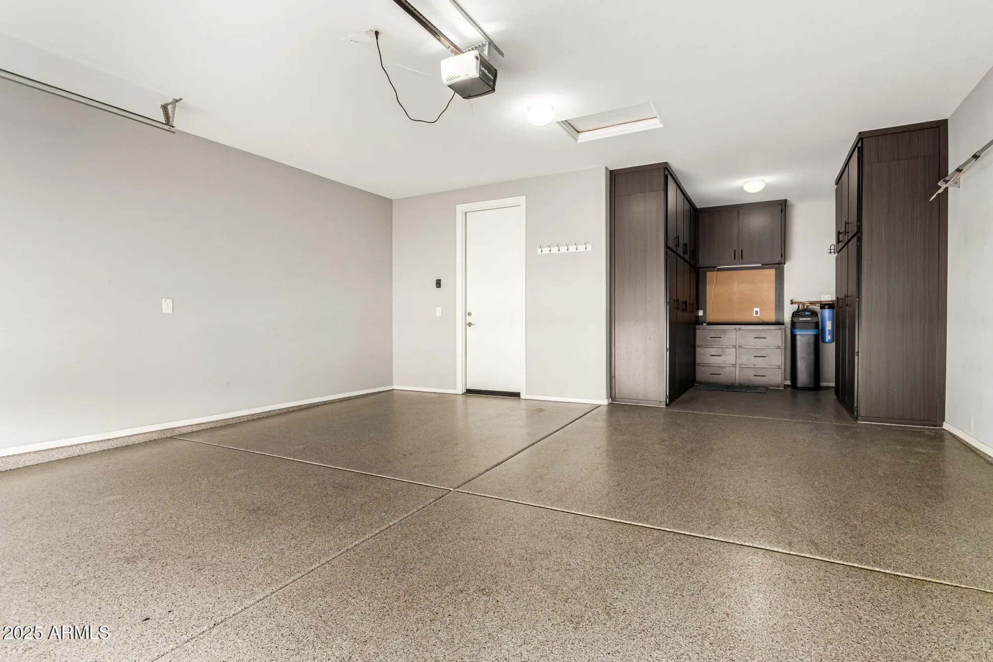 Property Slideshow image 36 of 71 | 7865 w silver spring way, Florence, AZ, 85132