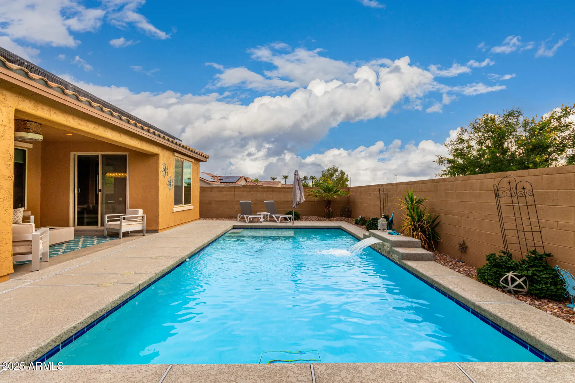 Property Slideshow image 41 of 71 | 7865 w silver spring way, Florence, AZ, 85132