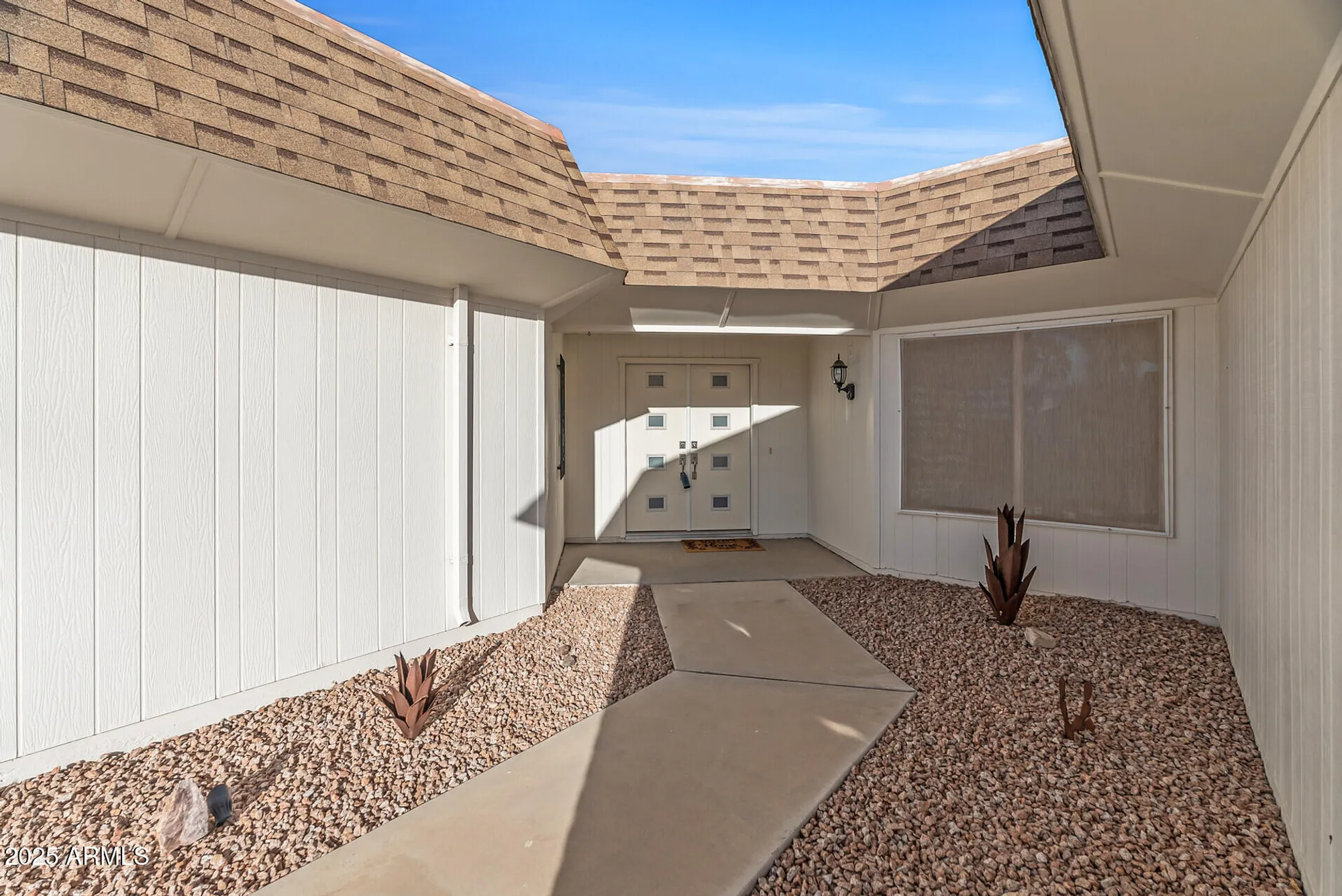 Property Slideshow image 1 of 51 | 17841 n willowbrook dr, Sun City, AZ, 85373