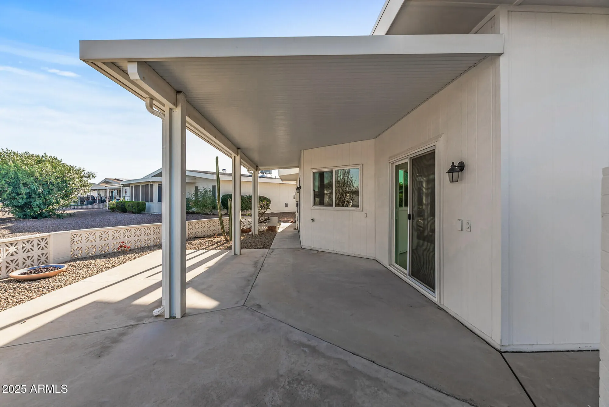 Property Slideshow image 16 of 51 | 17841 n willowbrook dr, Sun City, AZ, 85373
