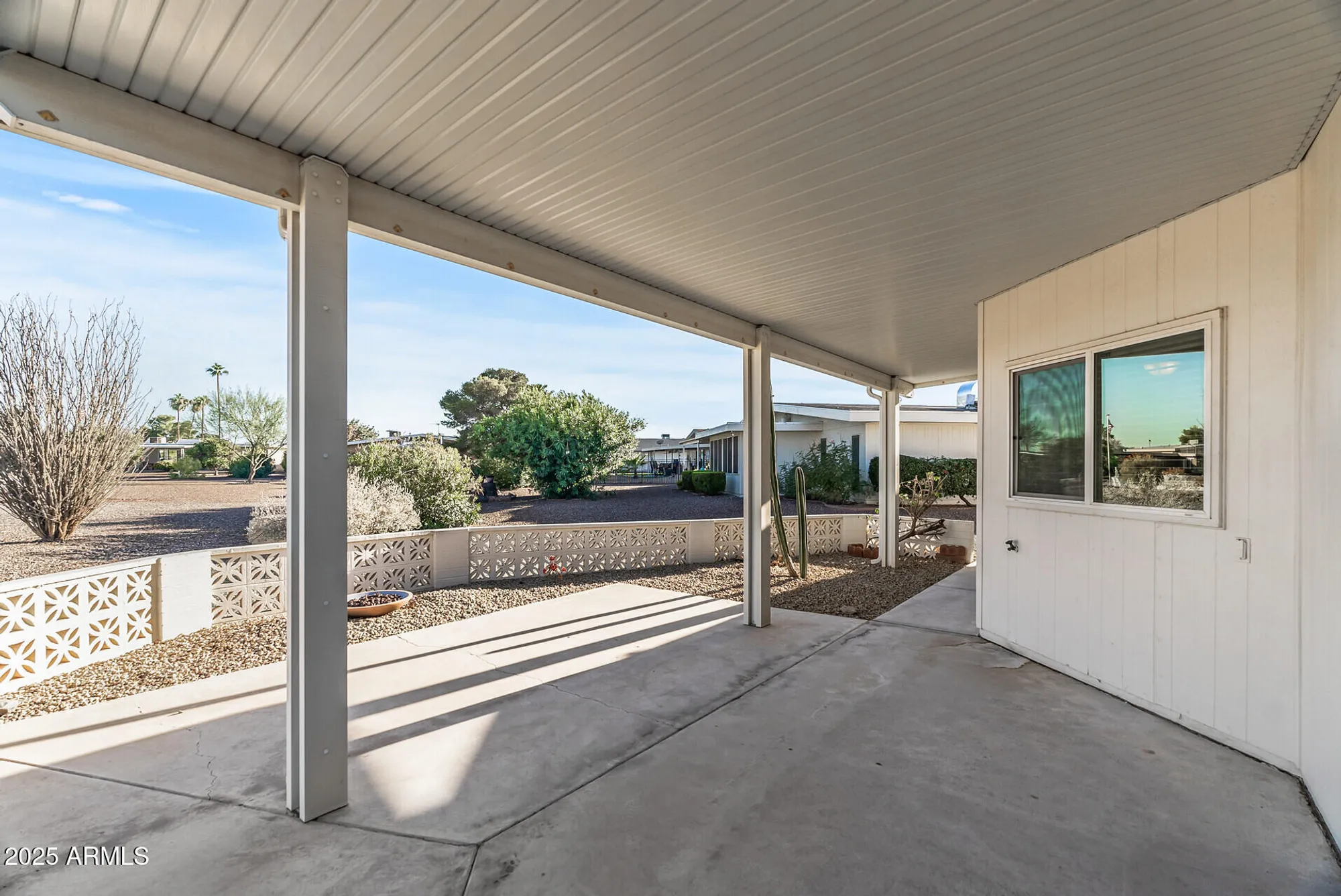 Property Slideshow image 17 of 51 | 17841 n willowbrook dr, Sun City, AZ, 85373