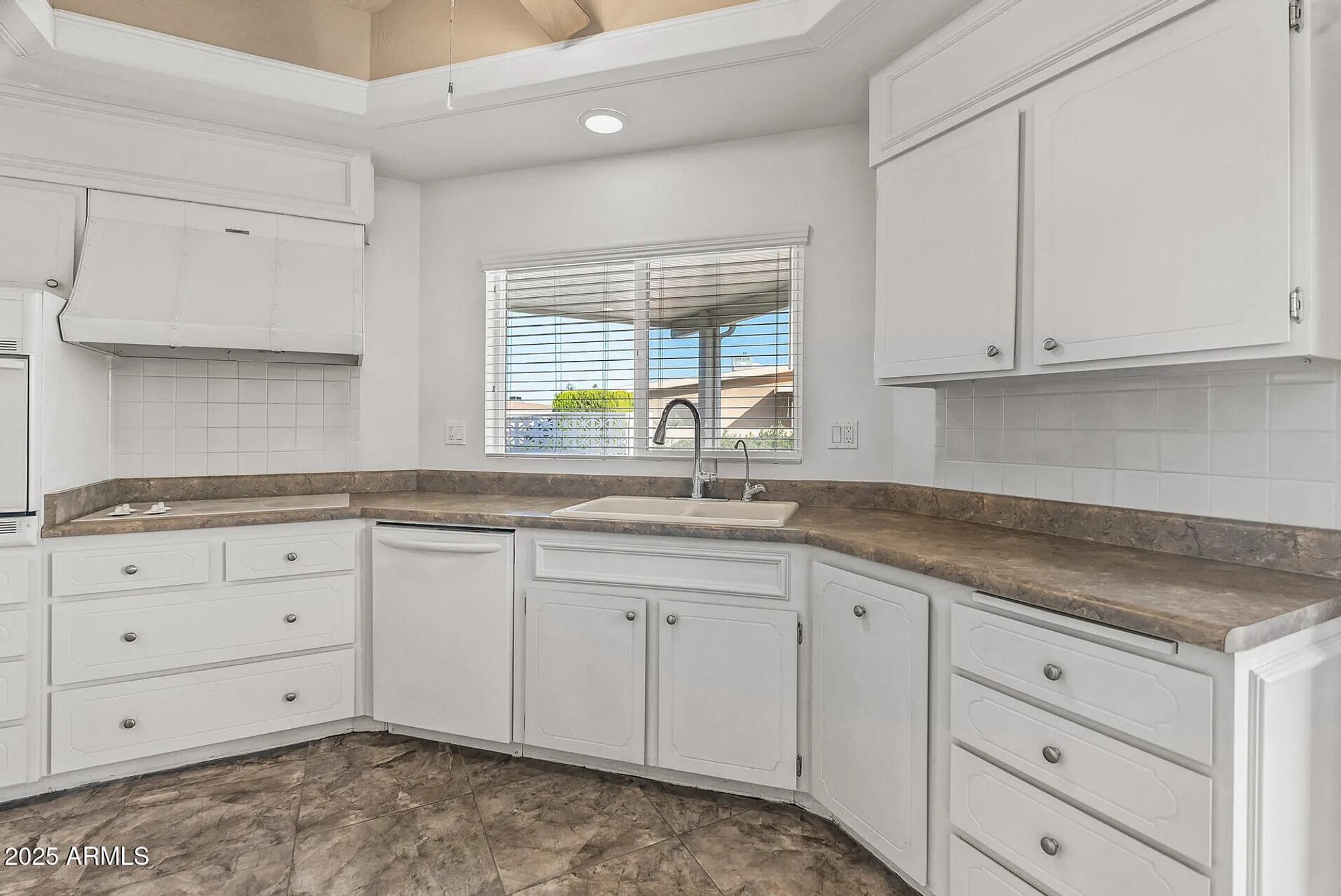 Property Slideshow image 29 of 51 | 17841 n willowbrook dr, Sun City, AZ, 85373