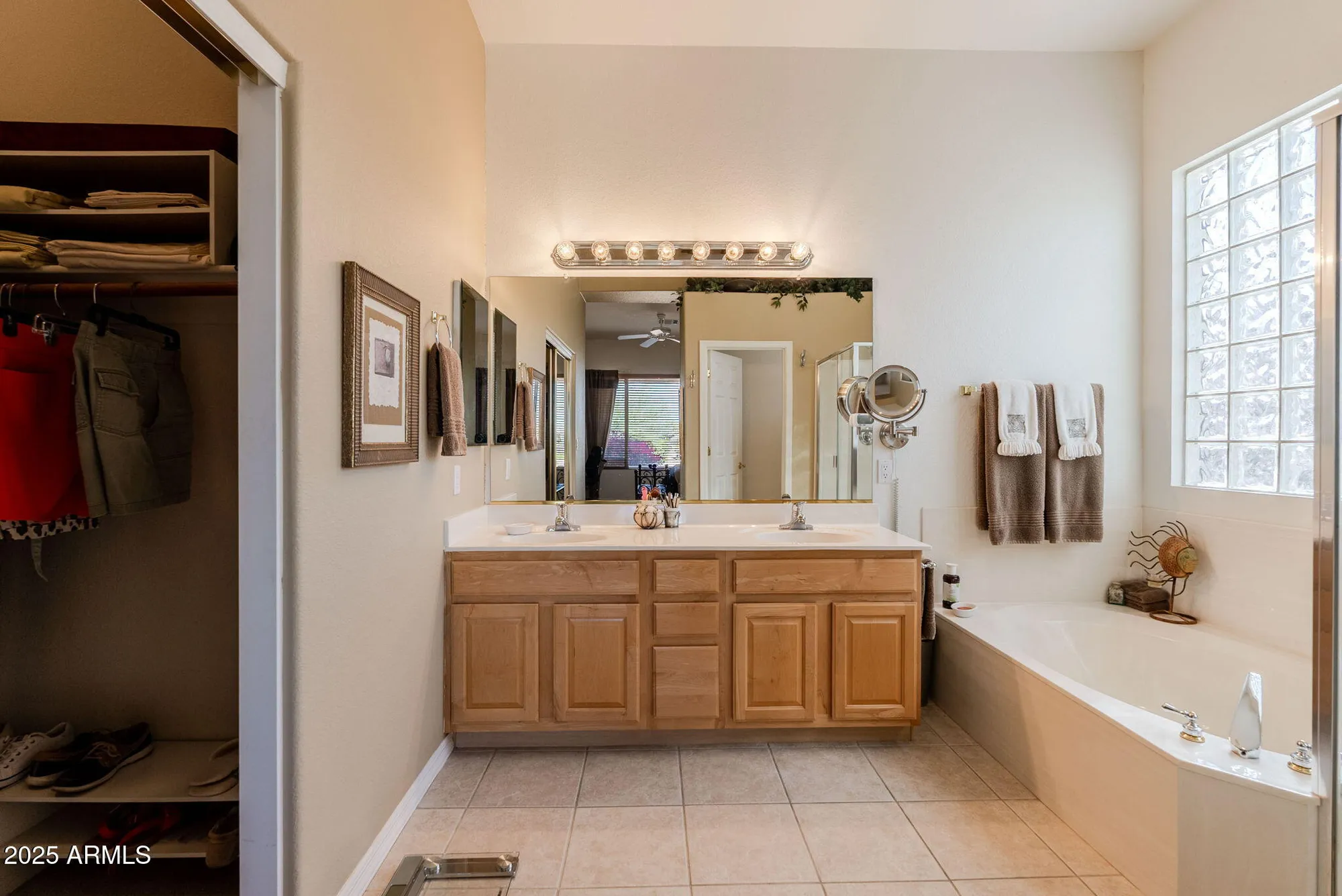 Property Slideshow image 41 of 101 | 5812 s staghorn cholla ct, Gold Canyon, AZ, 85118