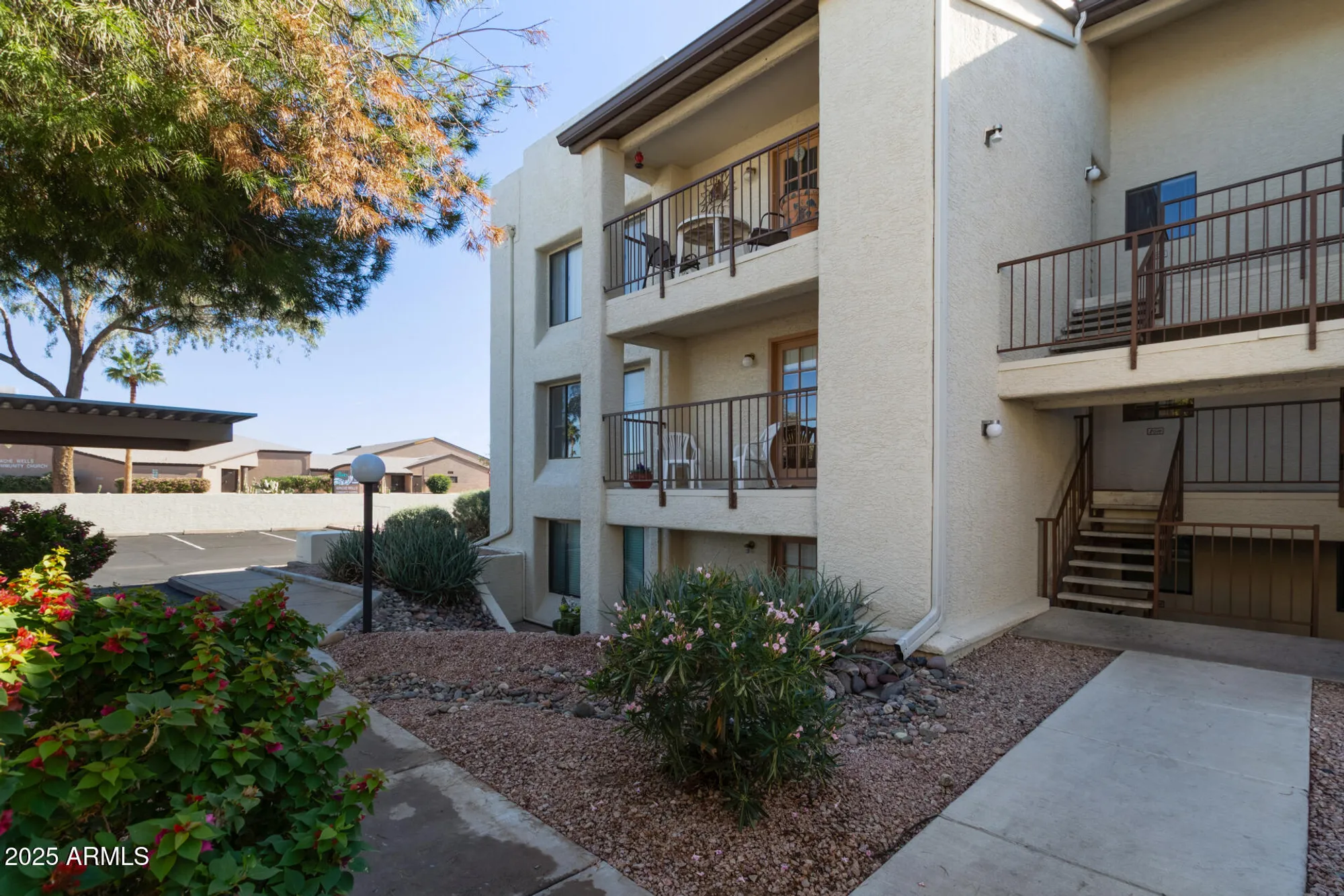 Property Slideshow image 13 of 39 | 5518 e lindstrom ln 2016, Mesa, AZ, 85215