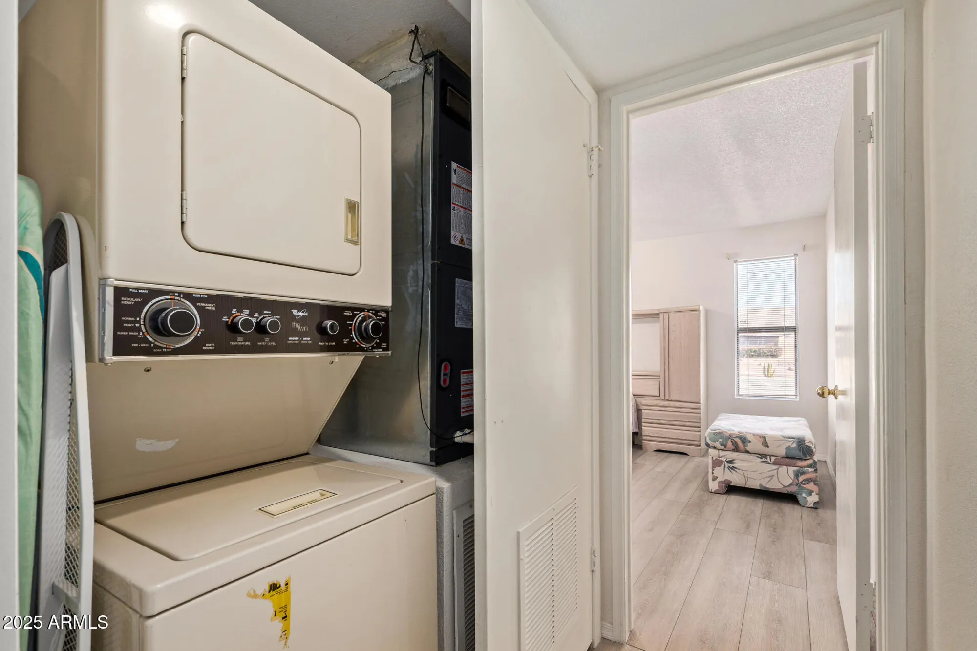 Property Slideshow image 9 of 39 | 5518 e lindstrom ln 2016, Mesa, AZ, 85215