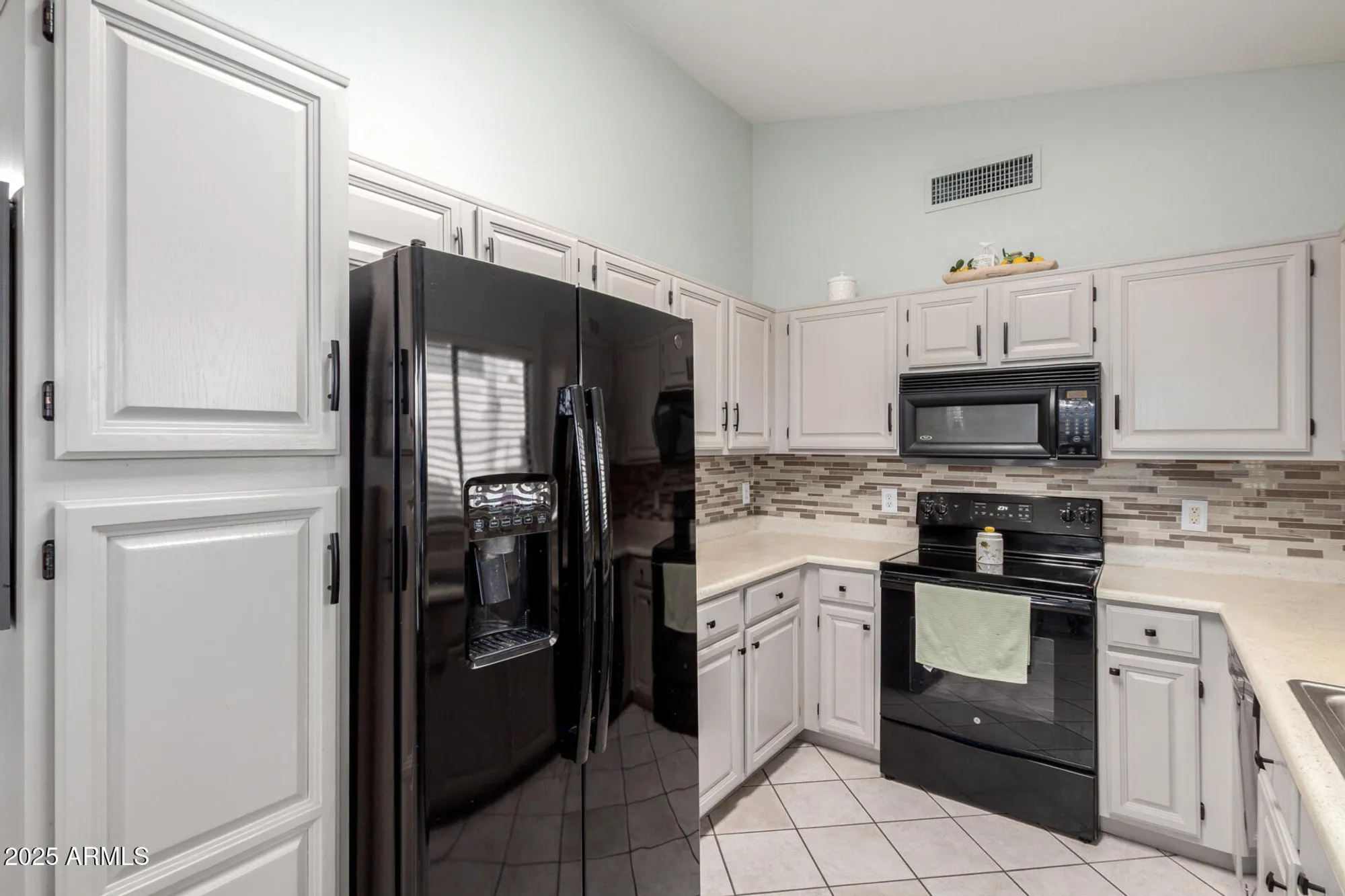 Property Slideshow image 9 of 39 | 14300 w bell rd unit 247, Surprise, AZ, 85374