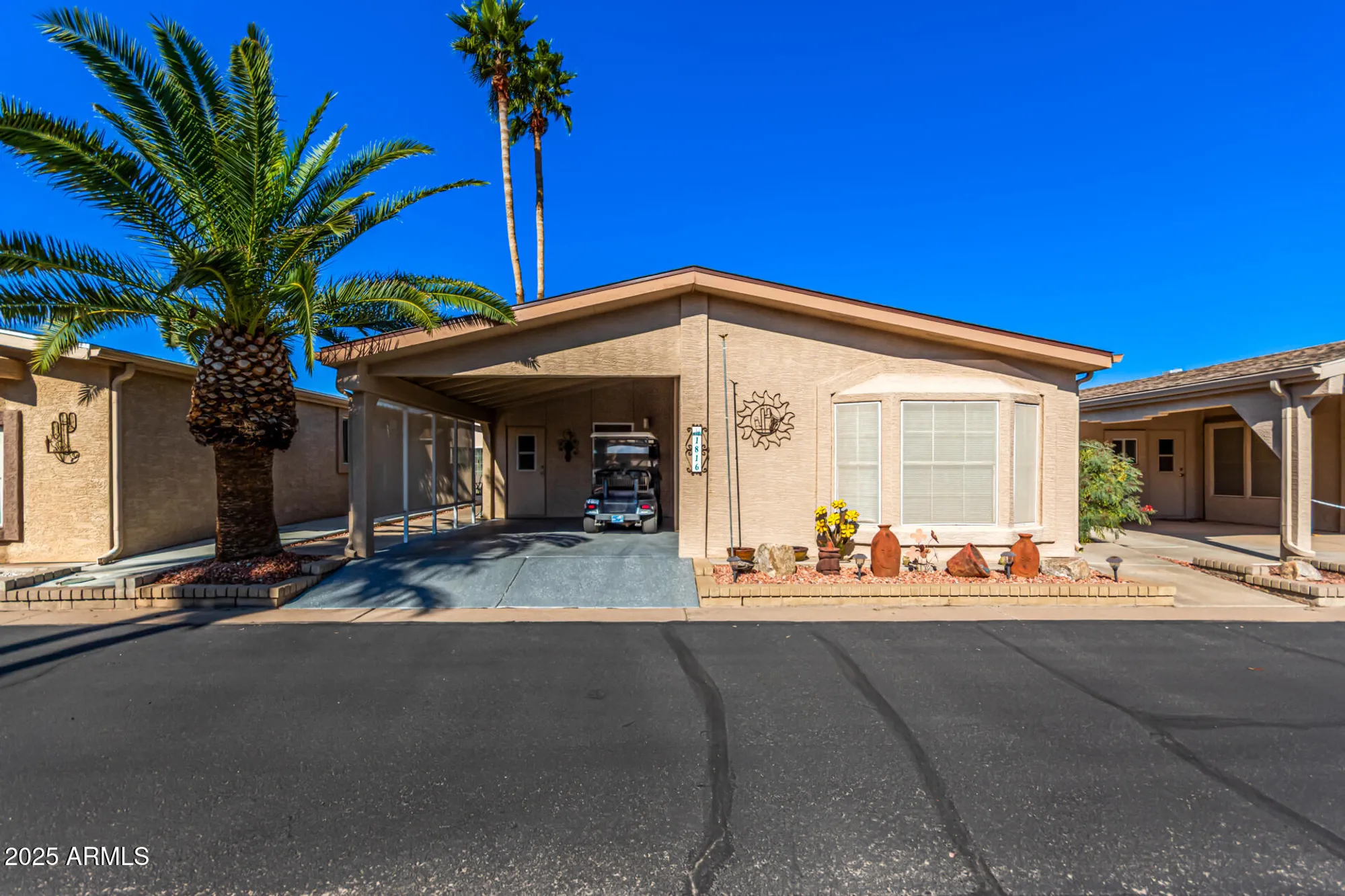 Property Slideshow image 1 of 63 | 1816 e torrey pines ln, Chandler, AZ, 85249