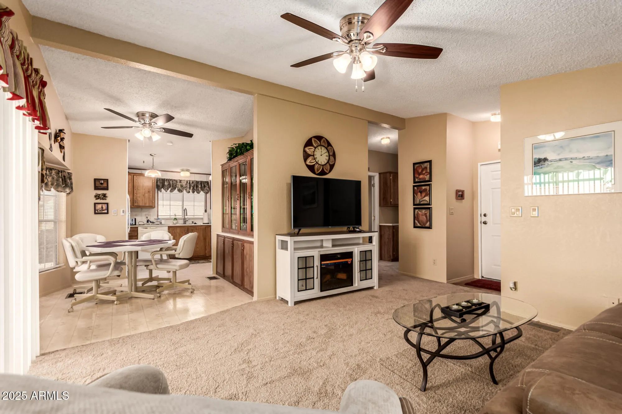 Property Slideshow image 11 of 63 | 1816 e torrey pines ln, Chandler, AZ, 85249