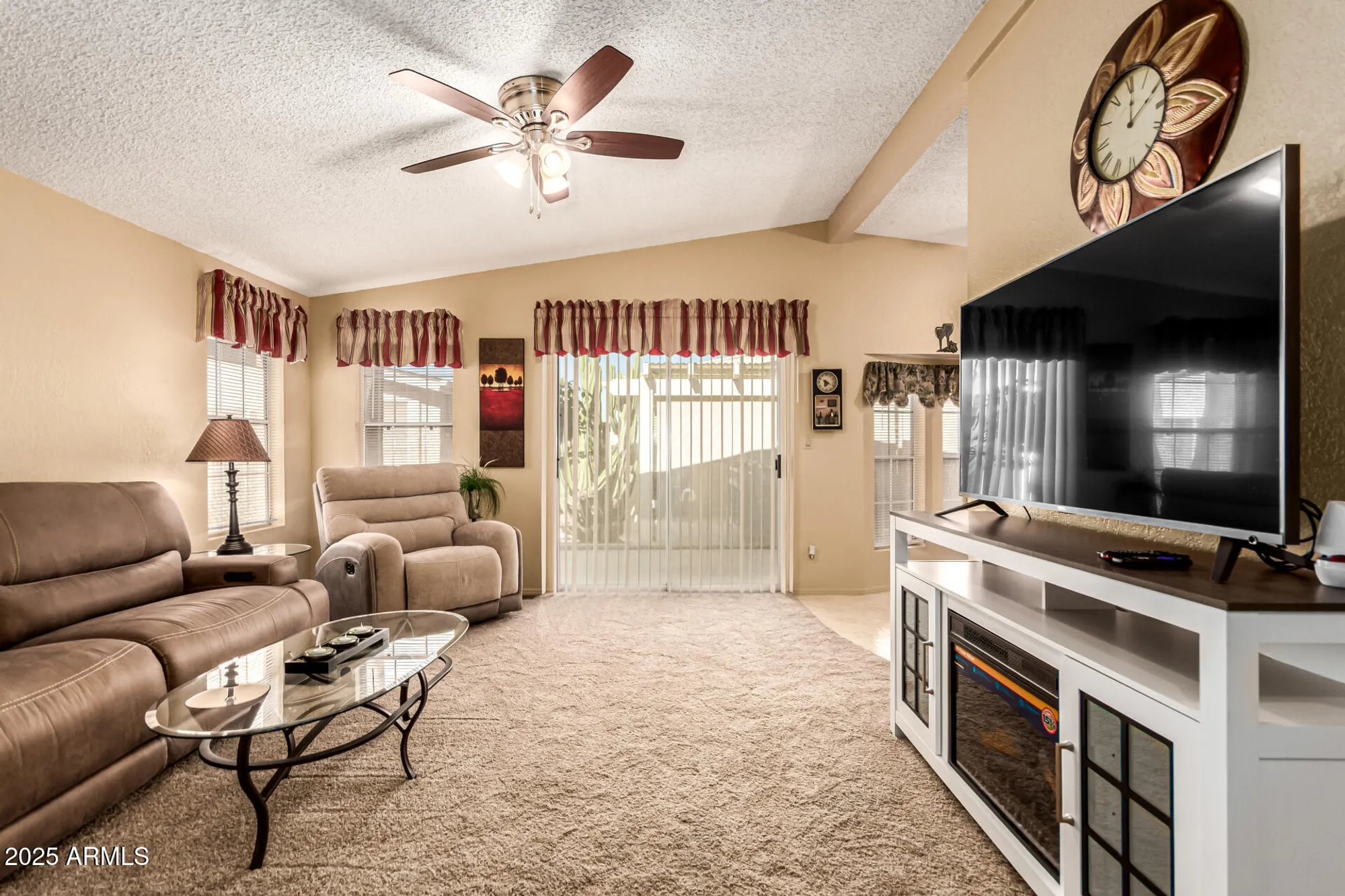 Property Slideshow image 12 of 63 | 1816 e torrey pines ln, Chandler, AZ, 85249