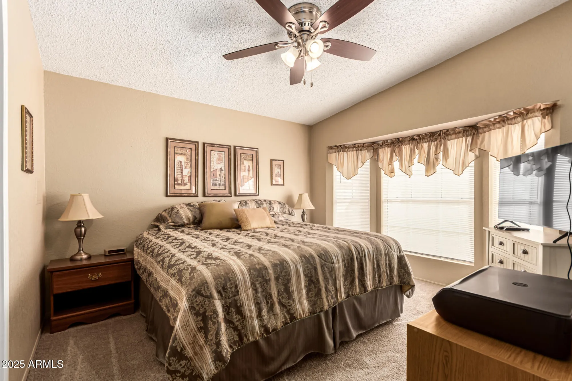 Property Slideshow image 17 of 63 | 1816 e torrey pines ln, Chandler, AZ, 85249