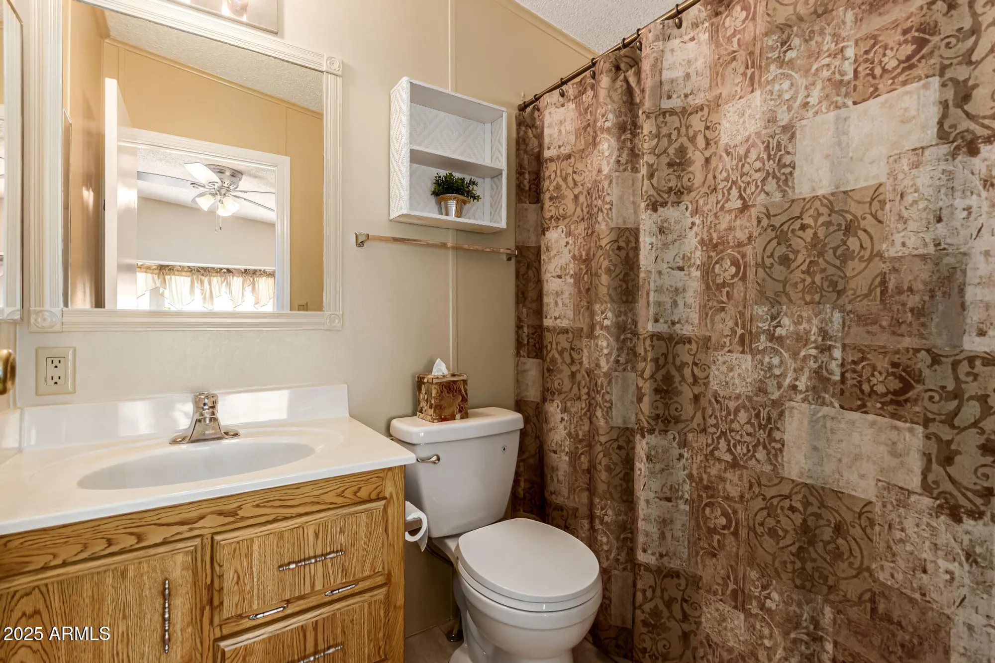 Property Slideshow image 20 of 63 | 1816 e torrey pines ln, Chandler, AZ, 85249