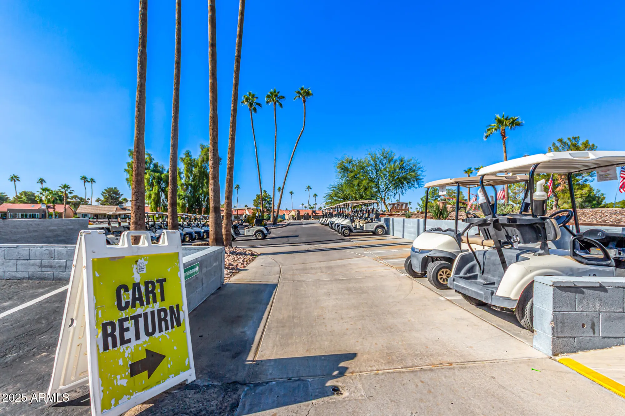 Property Slideshow image 38 of 63 | 1816 e torrey pines ln, Chandler, AZ, 85249