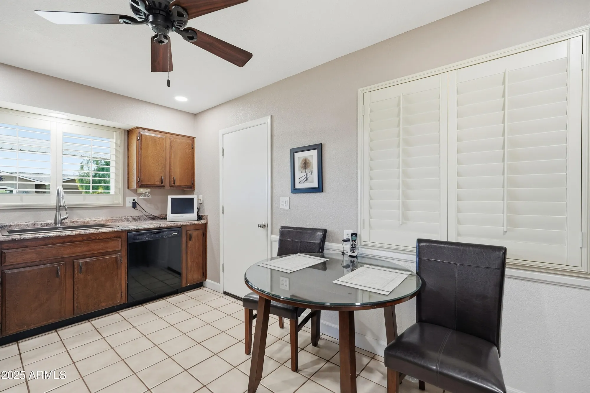 Property Slideshow image 6 of 15 | 9942 w cameo dr, Sun City, AZ, 85351