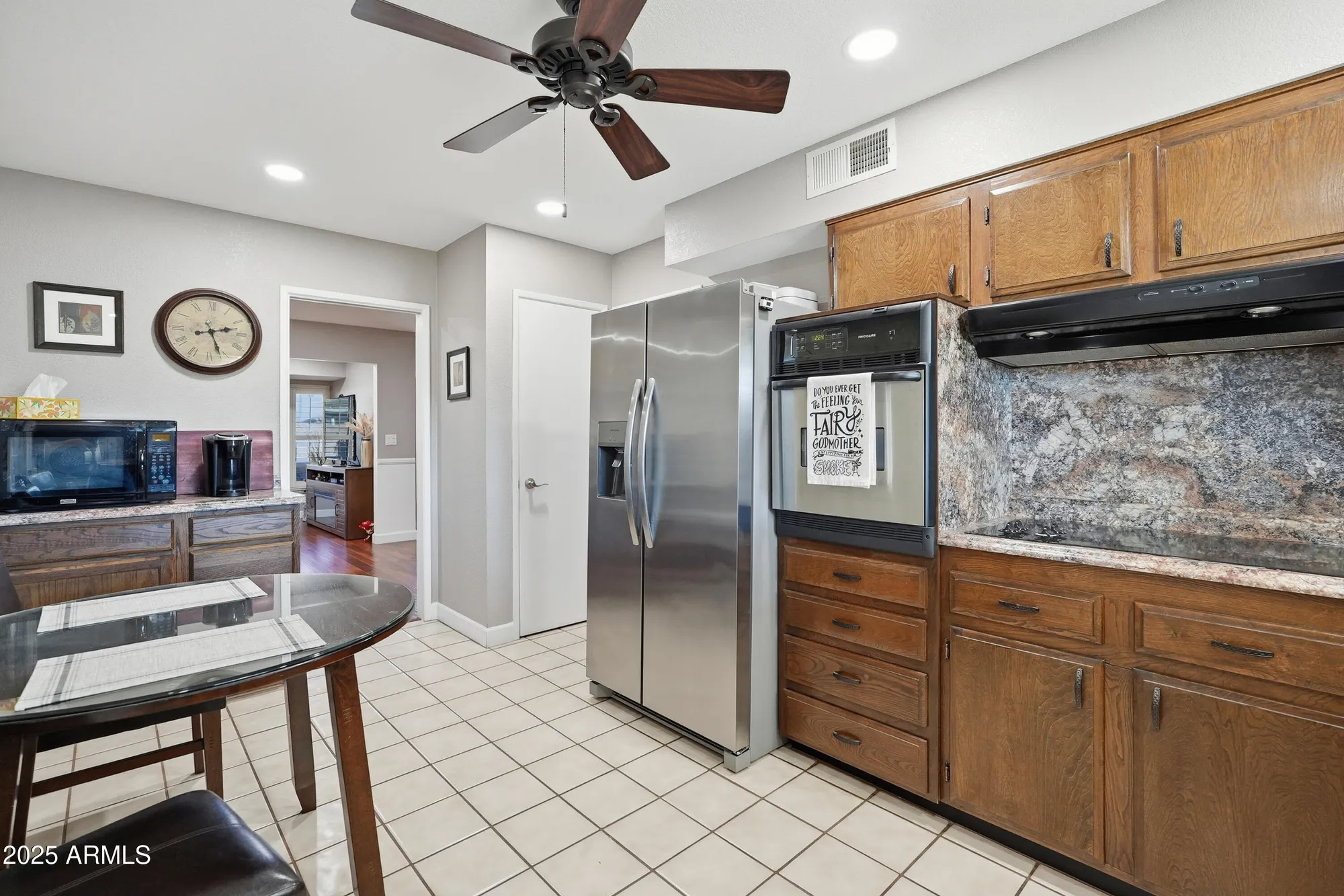 Property Slideshow image 7 of 15 | 9942 w cameo dr, Sun City, AZ, 85351