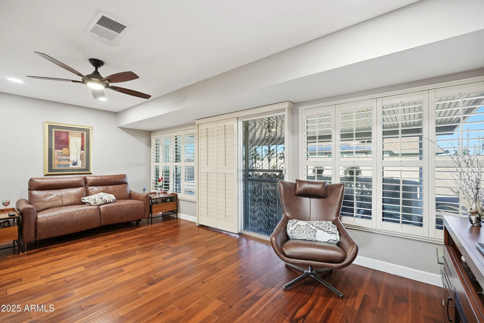 Property Slideshow image 4 of 15 | 9942 w cameo dr, Sun City, AZ, 85351