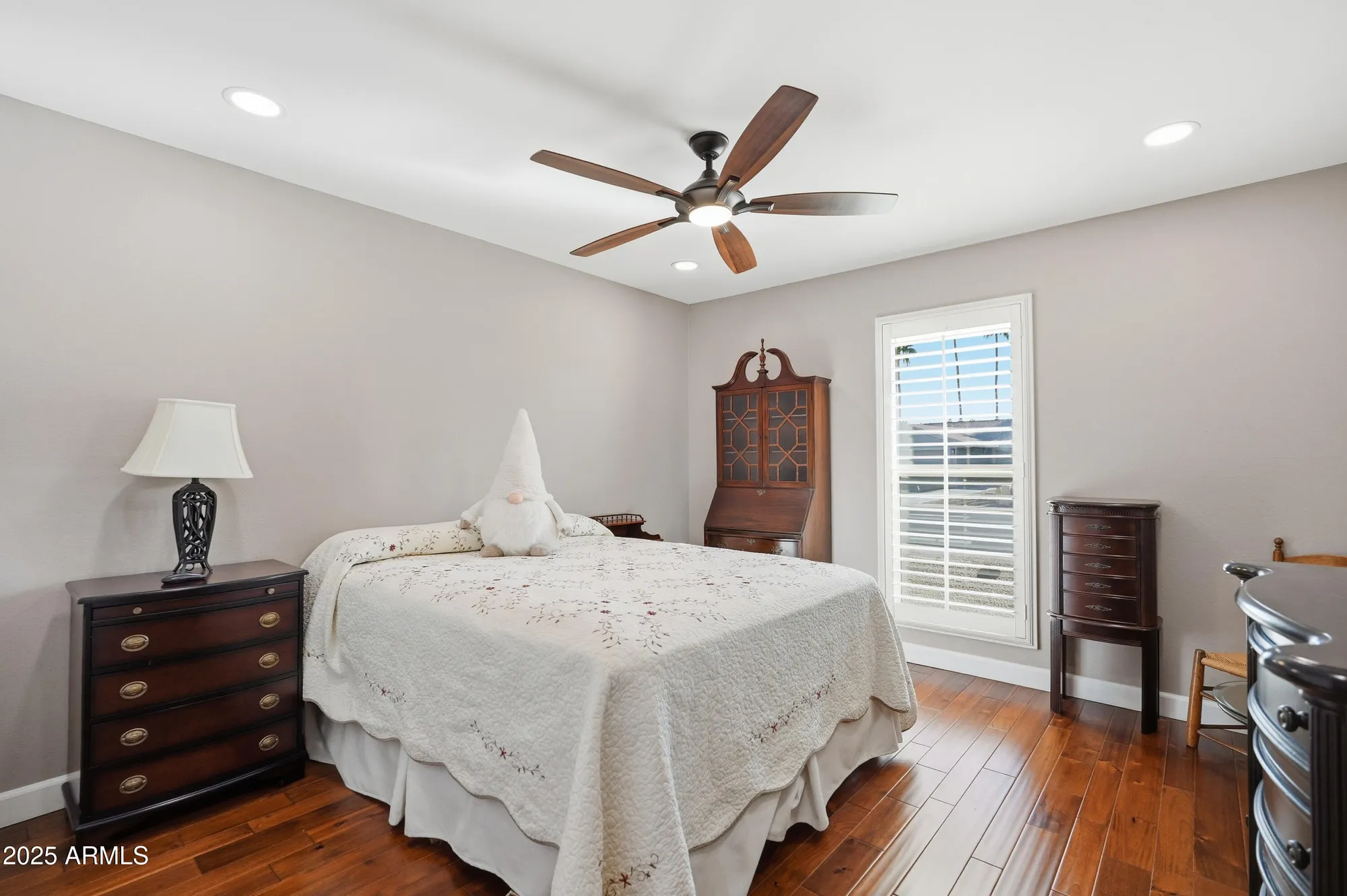 Property Slideshow image 9 of 15 | 9942 w cameo dr, Sun City, AZ, 85351