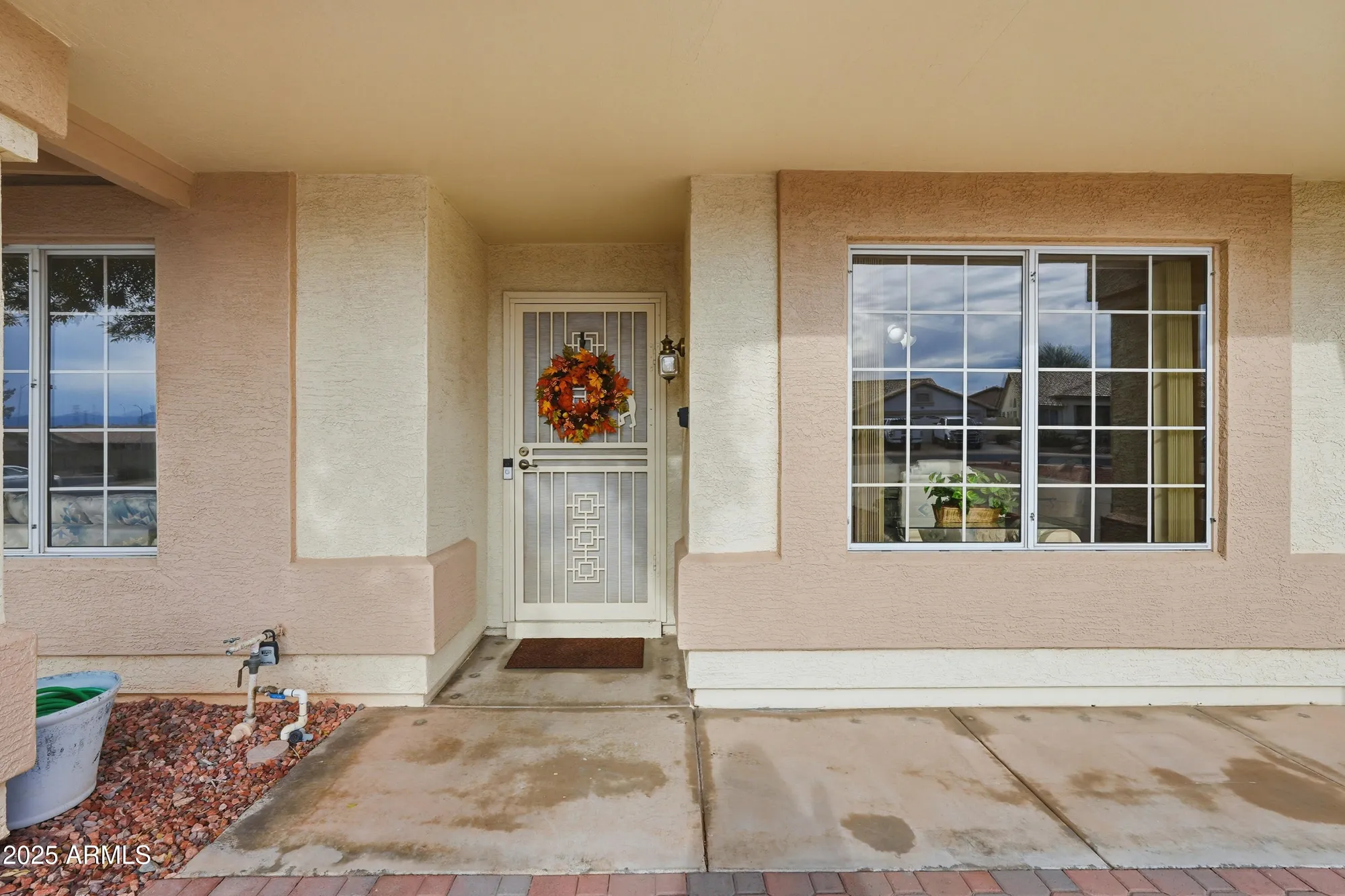 Property Slideshow image 5 of 56 | 10776 w runion dr, Peoria, AZ, 85373