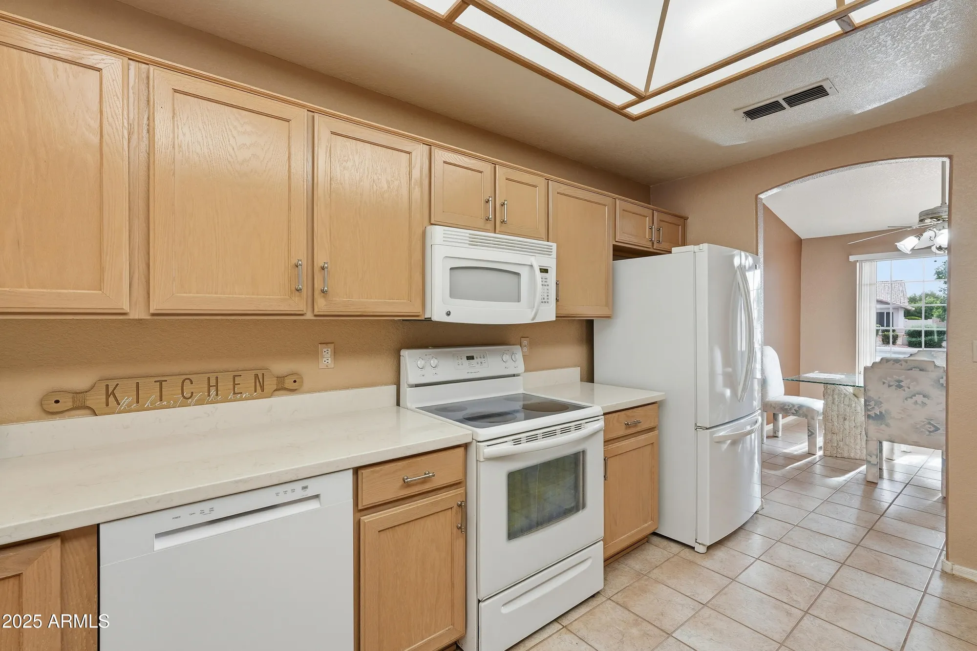 Property Slideshow image 16 of 56 | 10776 w runion dr, Peoria, AZ, 85373