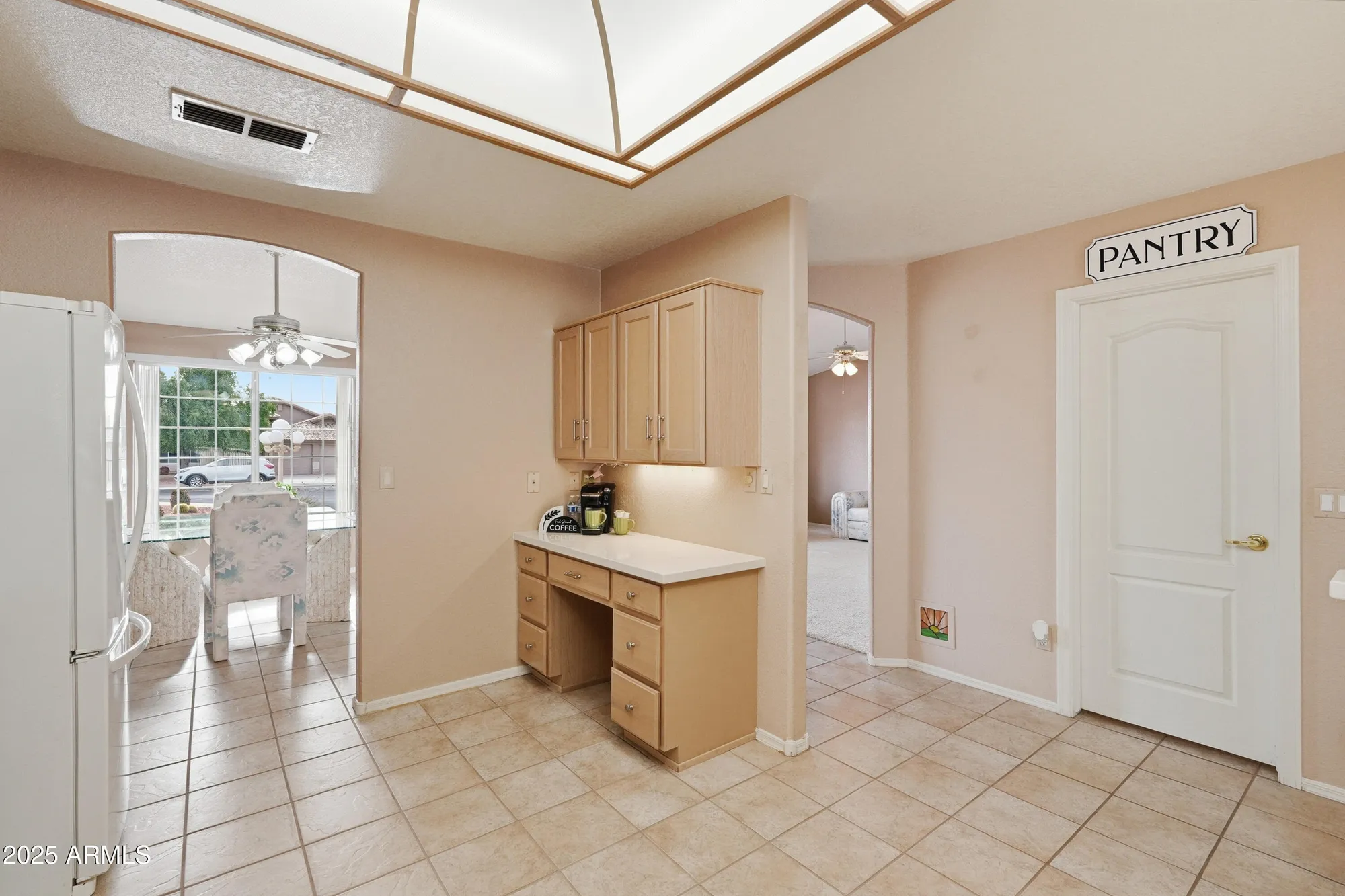 Property Slideshow image 13 of 56 | 10776 w runion dr, Peoria, AZ, 85373