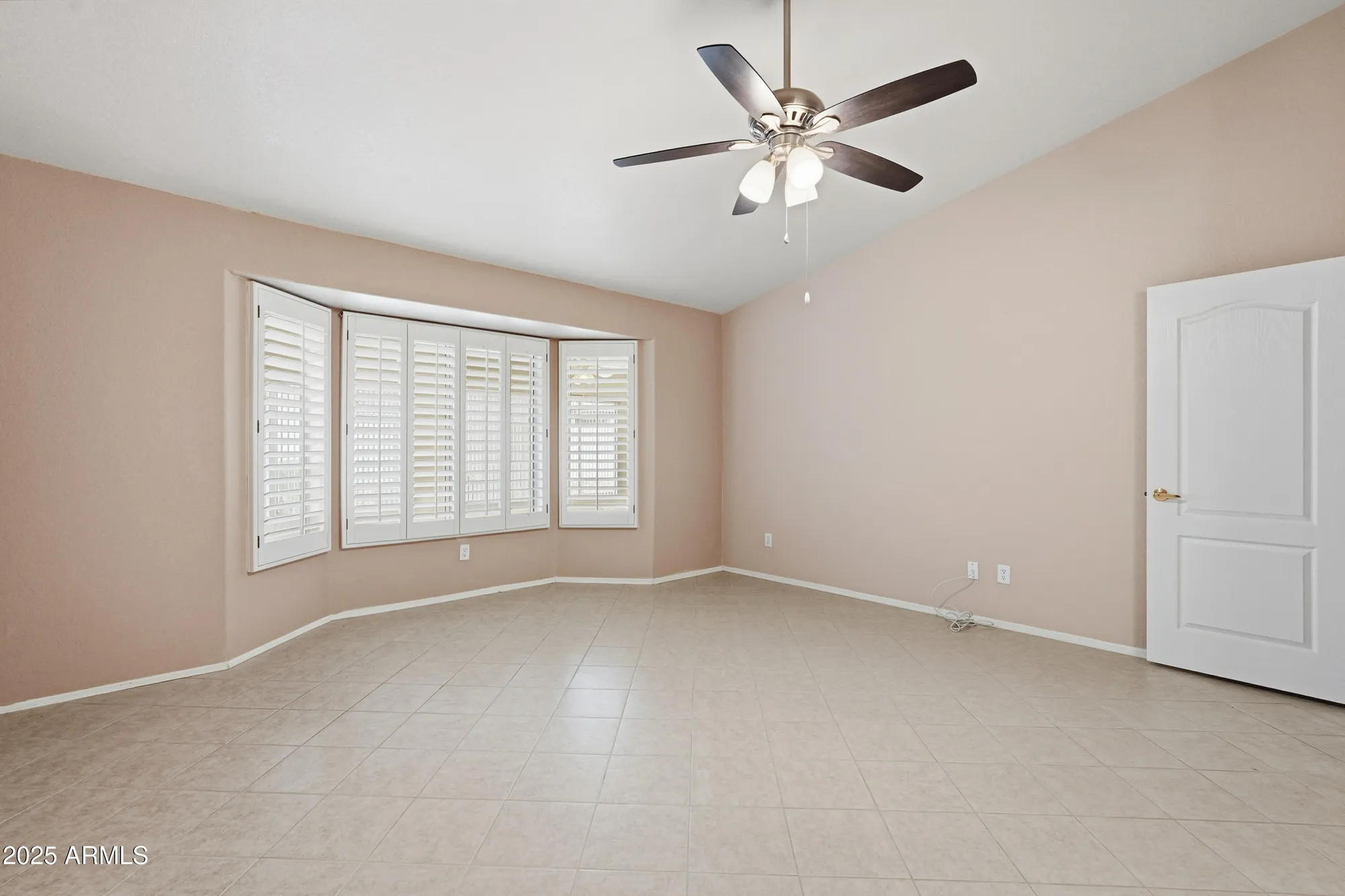 Property Slideshow image 29 of 56 | 10776 w runion dr, Peoria, AZ, 85373