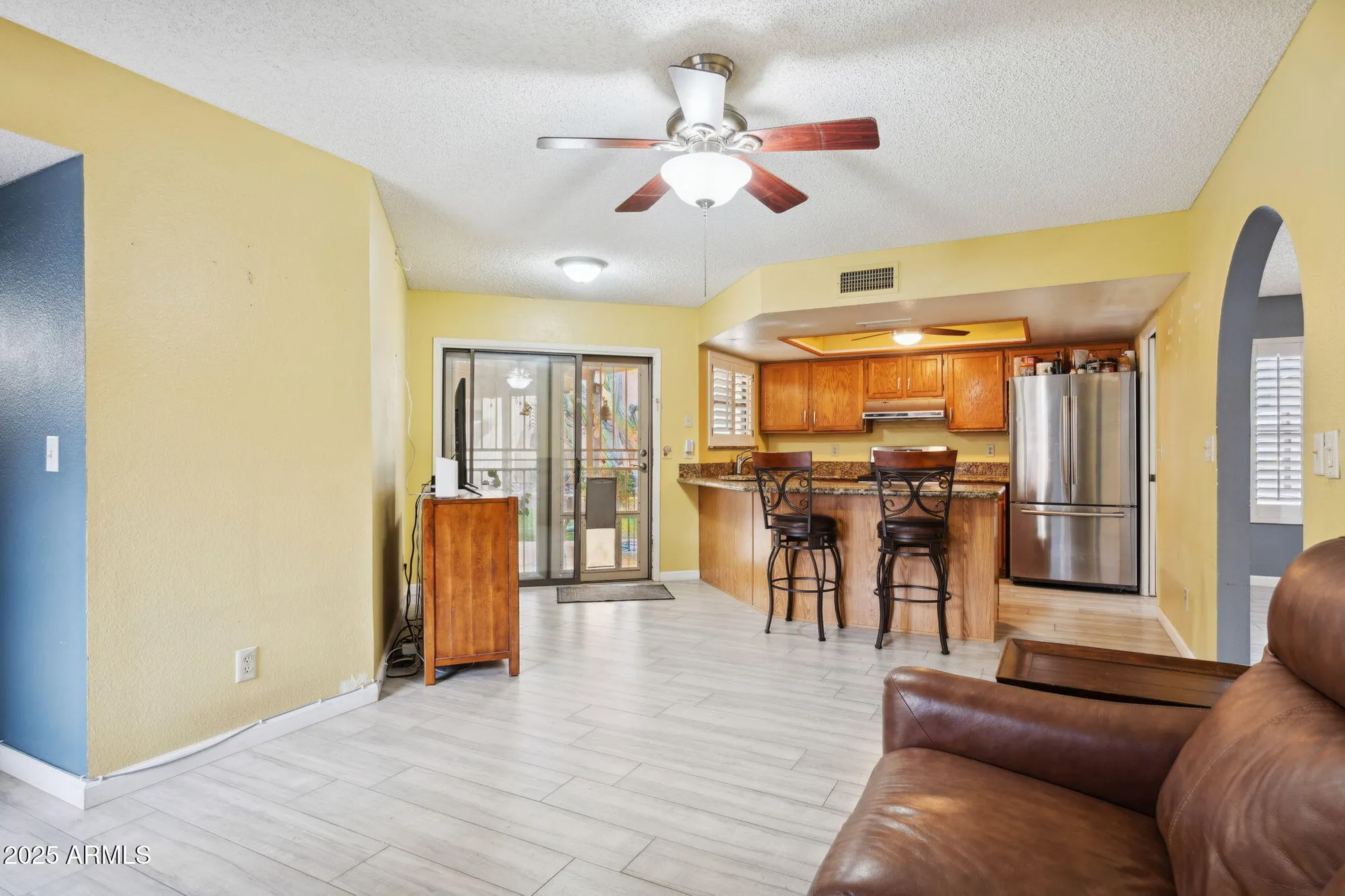 Property Slideshow image 17 of 46 | 12214 s shoshoni dr, Phoenix, AZ, 85044