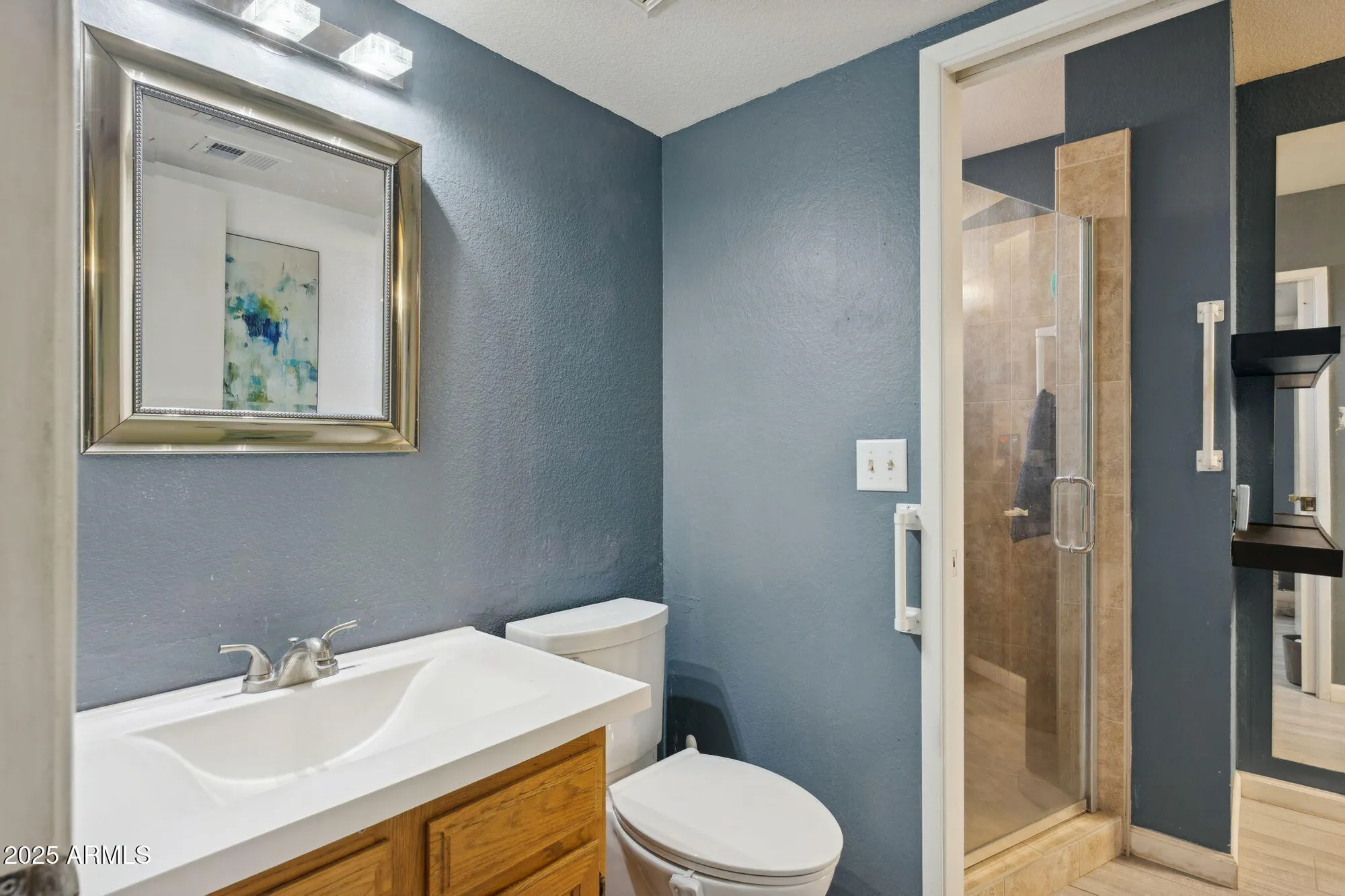 Property Slideshow image 20 of 46 | 12214 s shoshoni dr, Phoenix, AZ, 85044