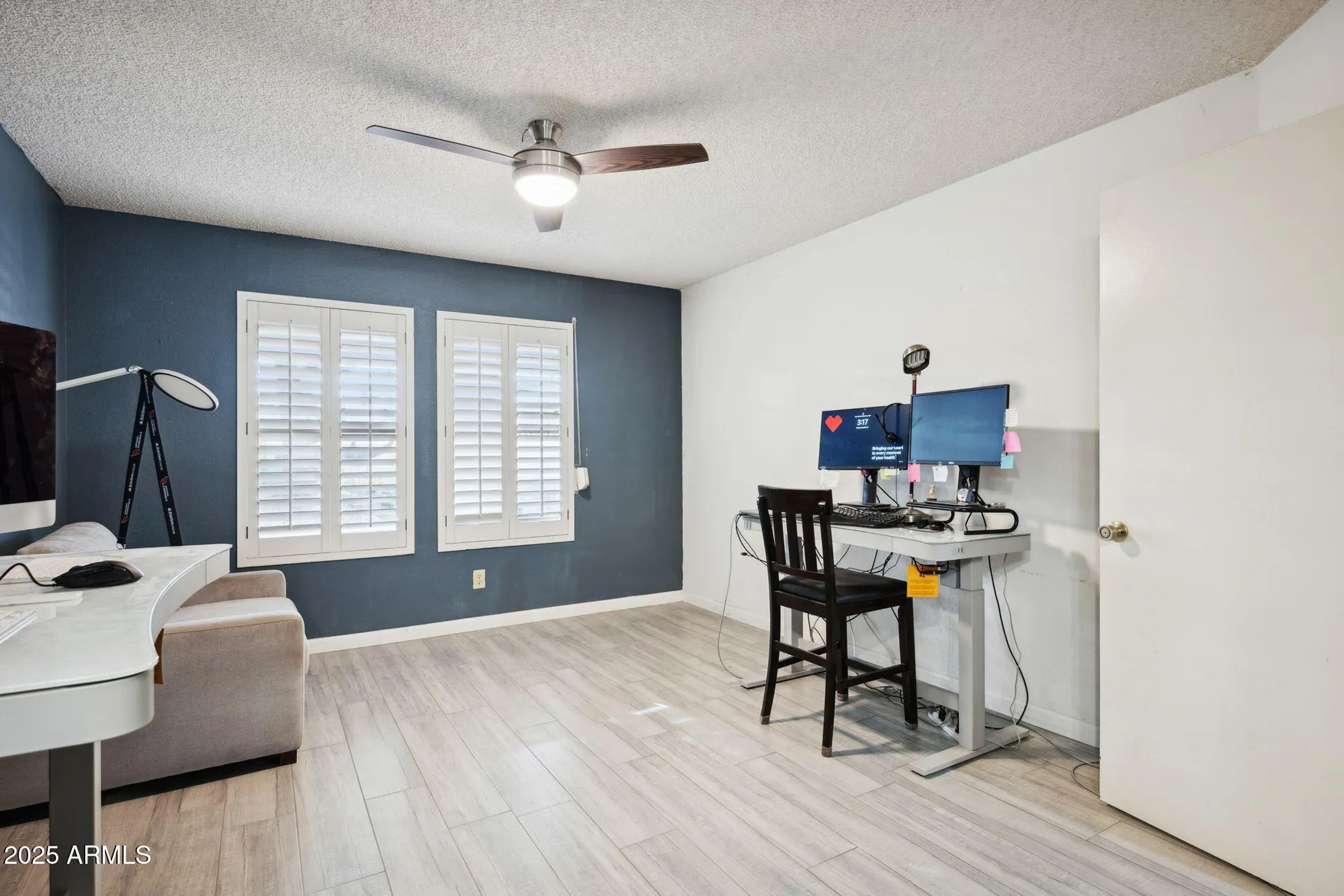 Property Slideshow image 19 of 46 | 12214 s shoshoni dr, Phoenix, AZ, 85044
