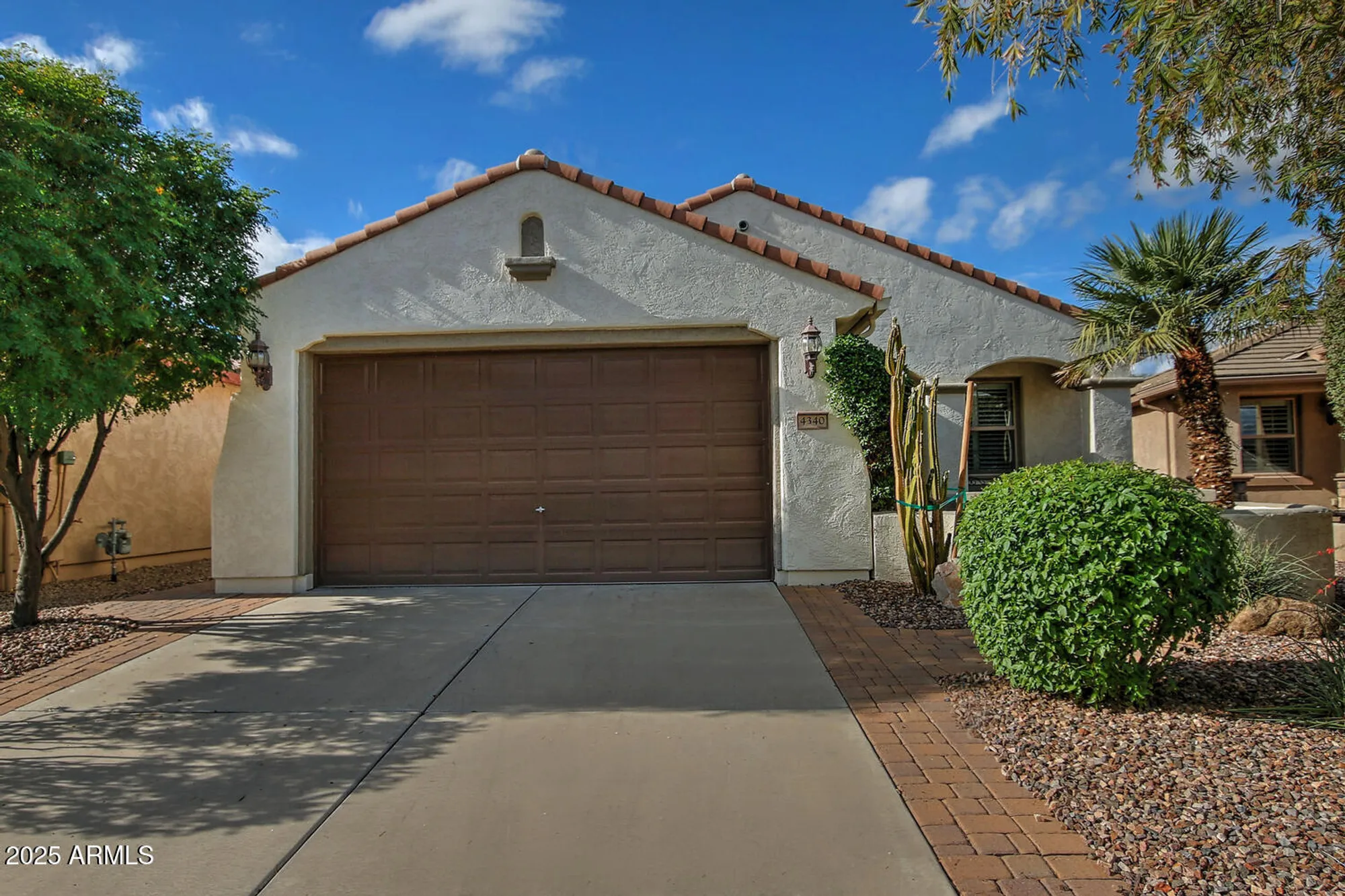 Property Slideshow image 2 of 89 | 4340 n princeton dr, Florence, AZ, 85132