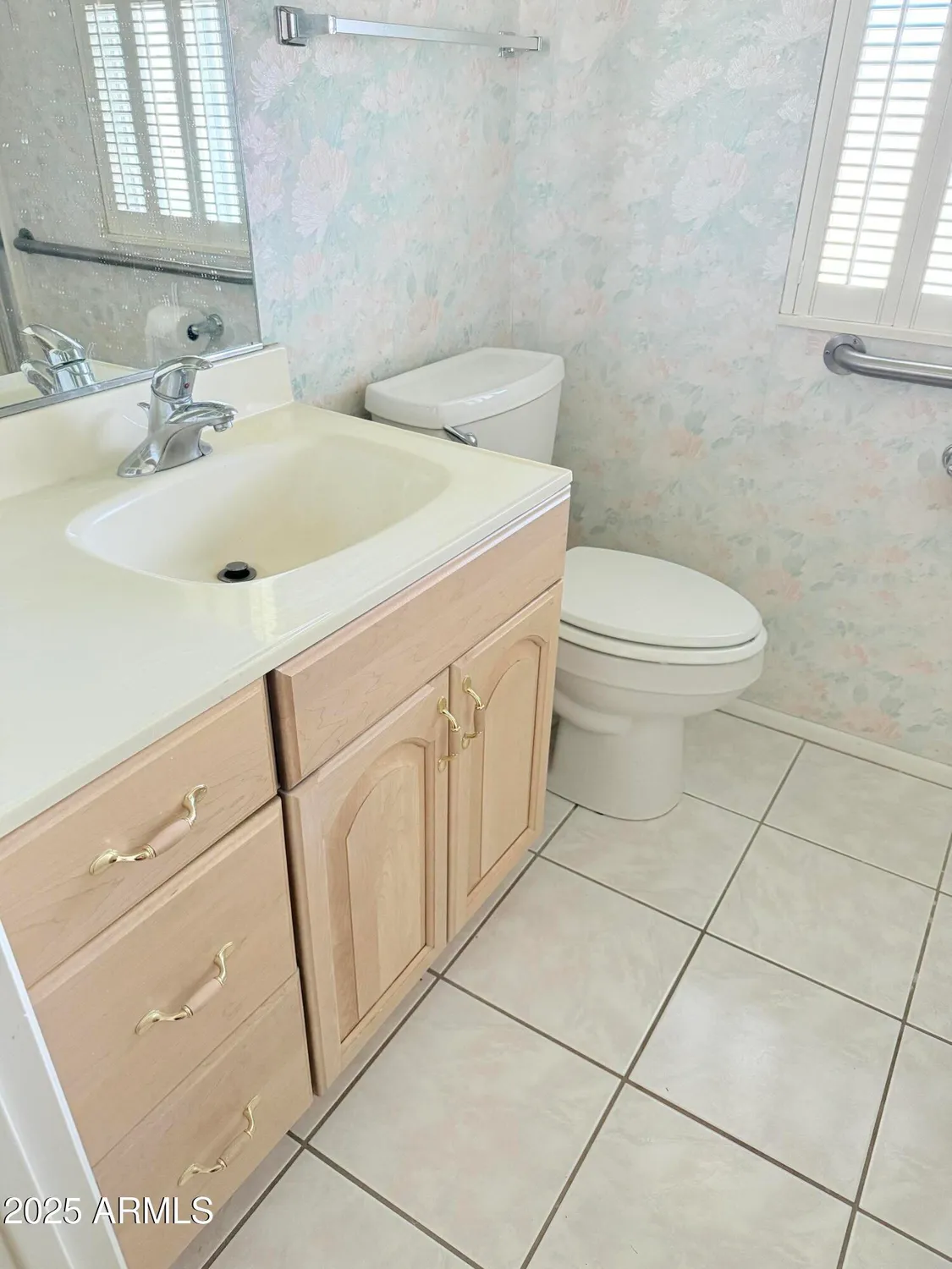 Property Slideshow image 25 of 49 | 10904 w cameo dr, Sun City, AZ, 85351