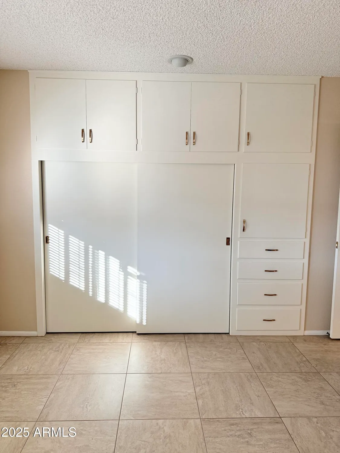 Property Slideshow image 30 of 49 | 10904 w cameo dr, Sun City, AZ, 85351