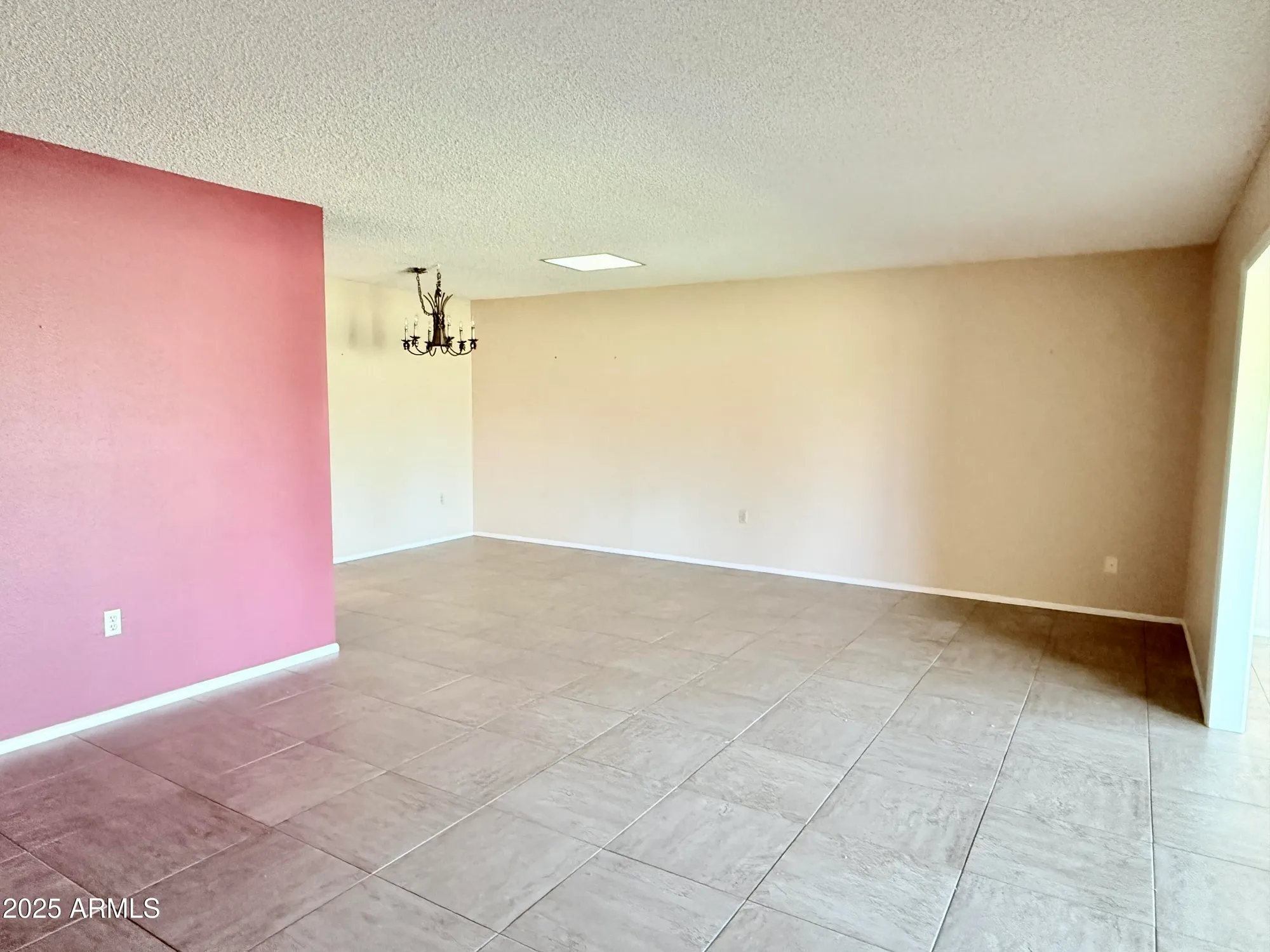 Property Slideshow image 12 of 49 | 10904 w cameo dr, Sun City, AZ, 85351