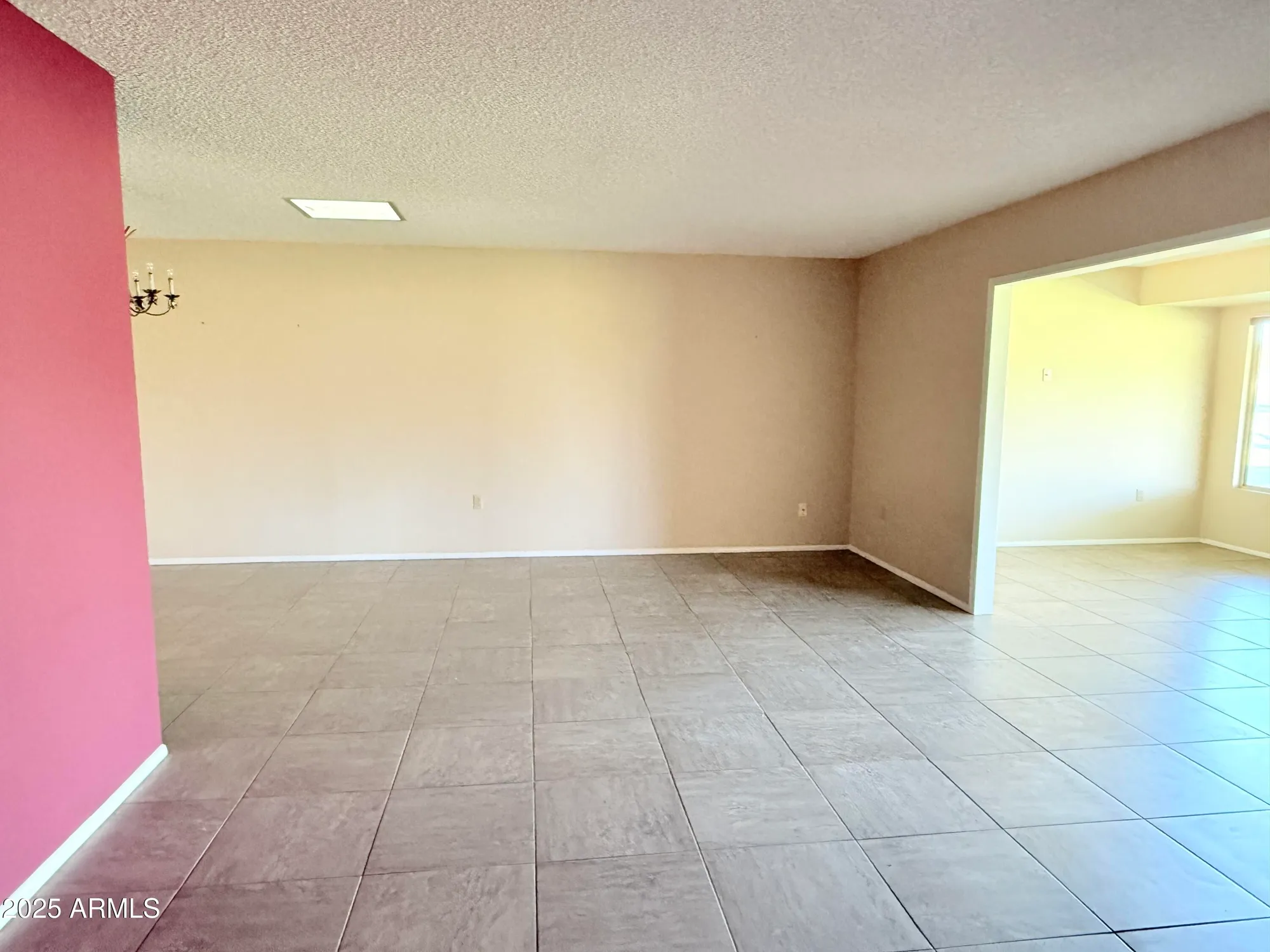Property Slideshow image 14 of 49 | 10904 w cameo dr, Sun City, AZ, 85351
