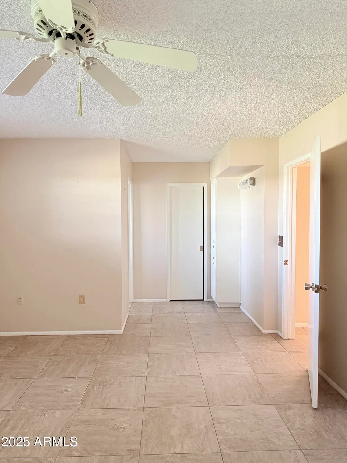 Property Slideshow image 20 of 49 | 10904 w cameo dr, Sun City, AZ, 85351