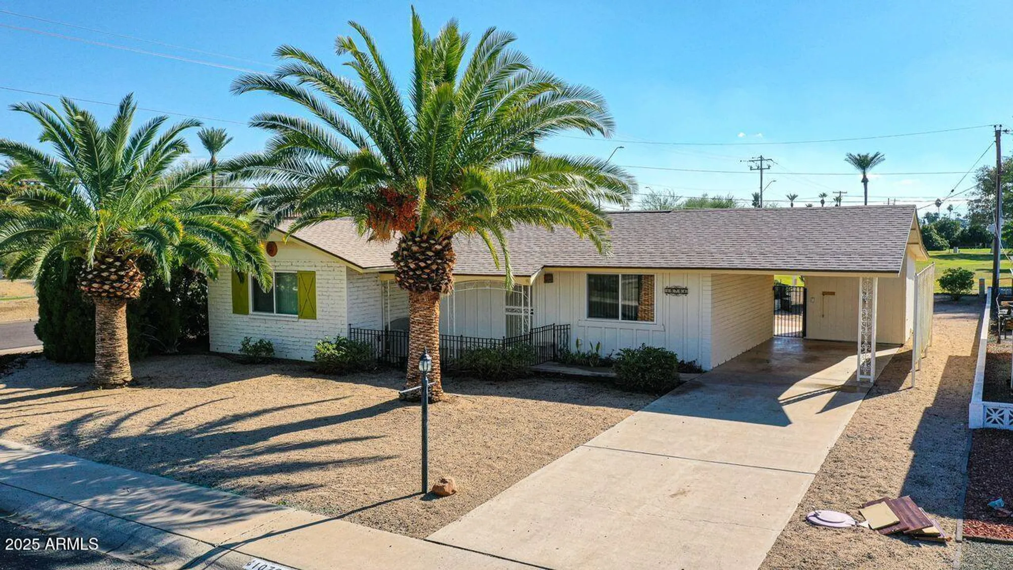 Property Slideshow image 3 of 36 | 10701 w el dorado dr, Sun City, AZ, 85351