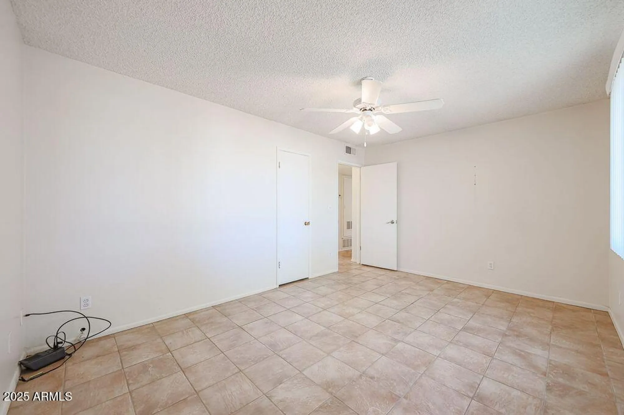 Property Slideshow image 14 of 36 | 10701 w el dorado dr, Sun City, AZ, 85351