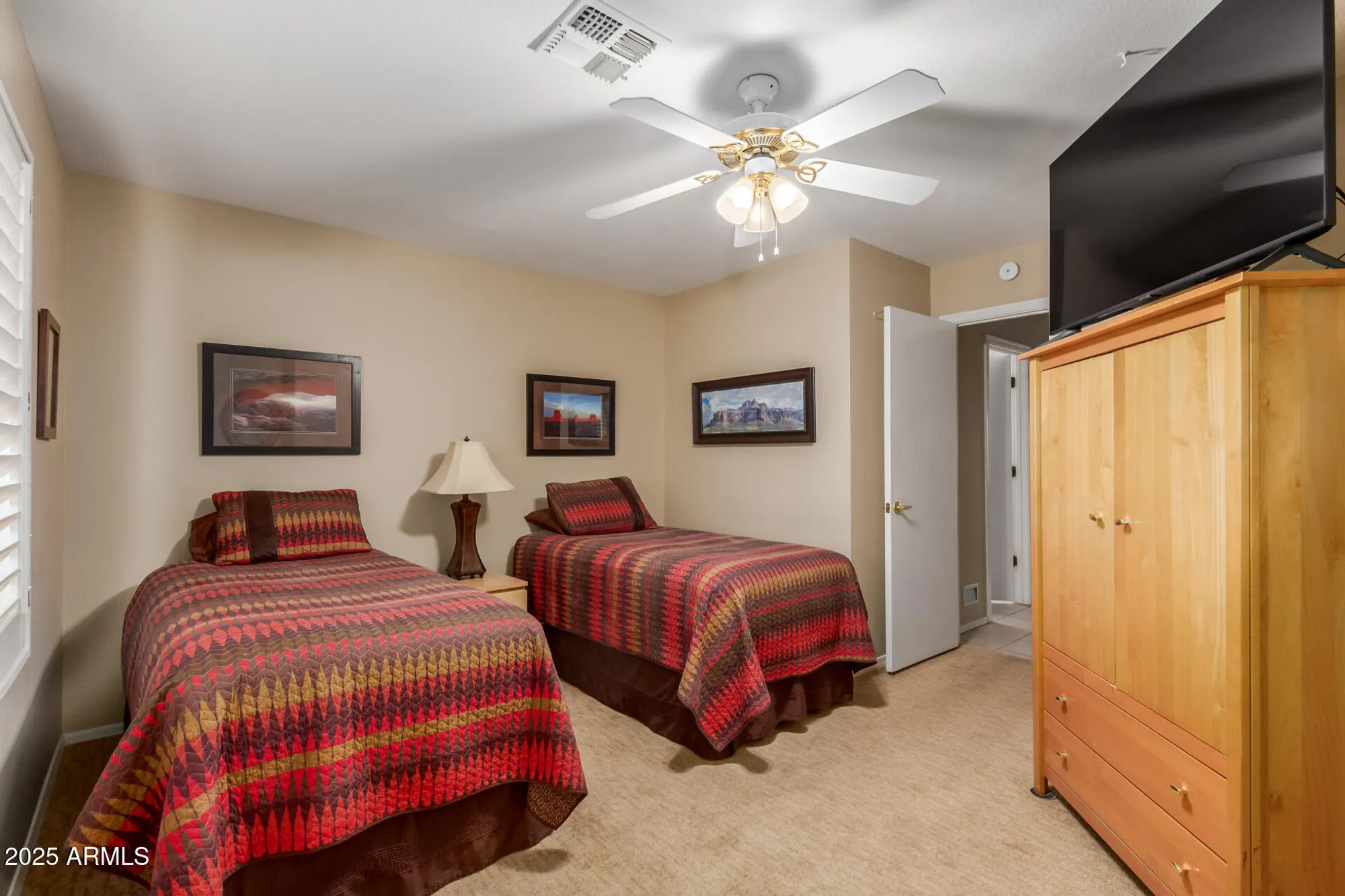 Property Slideshow image 19 of 45 | 10633 e coopers hawk dr, Sun Lakes, AZ, 85248