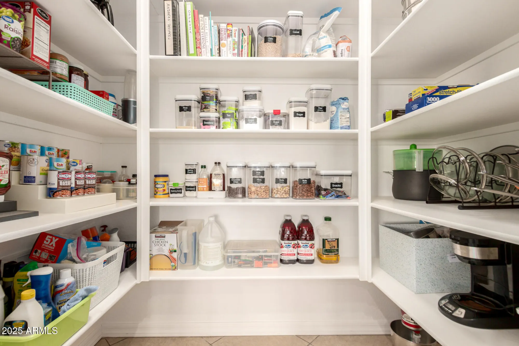 Property Slideshow image 23 of 67 | 2716 n lema dr, Mesa, AZ, 85215