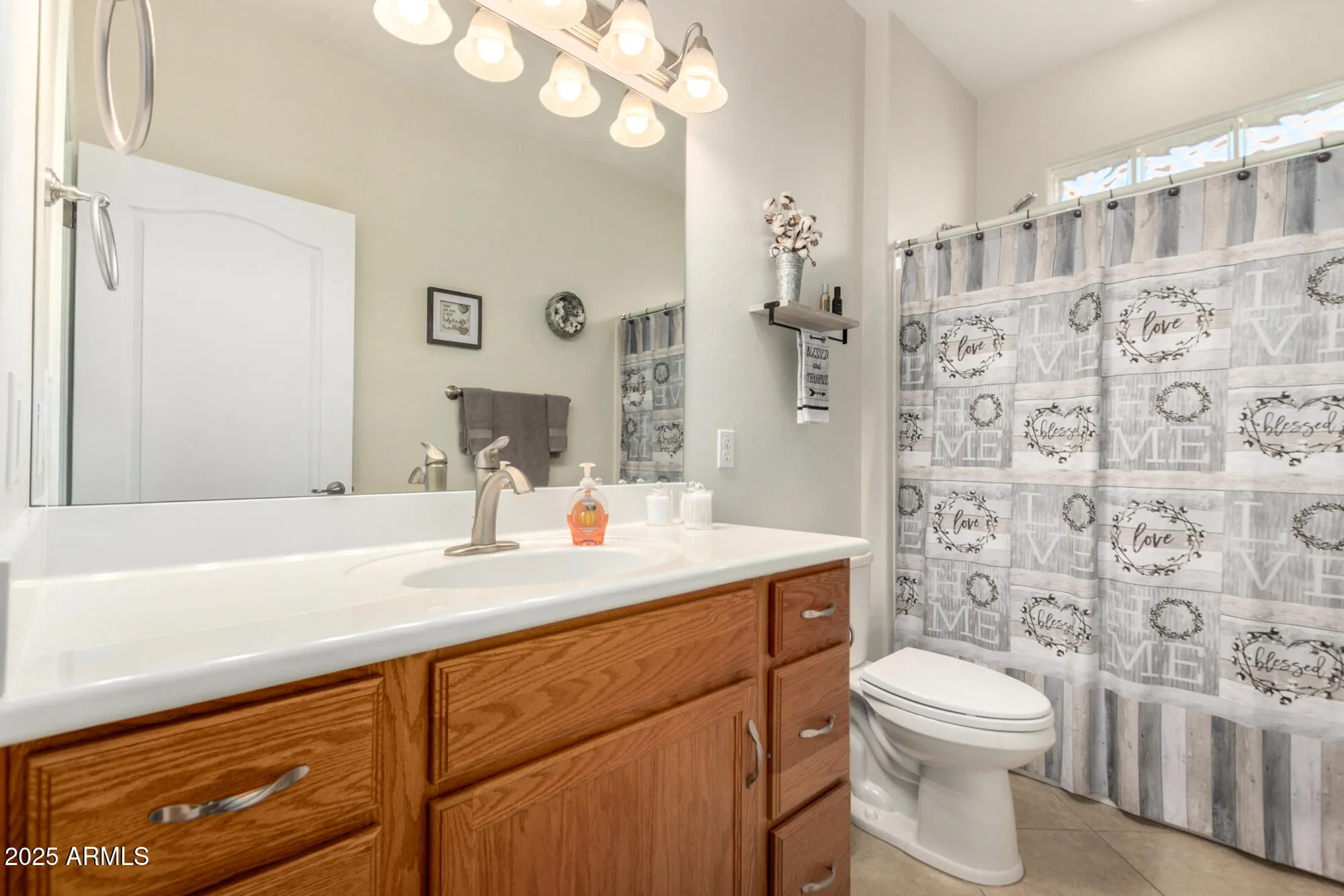 Property Slideshow image 30 of 67 | 2716 n lema dr, Mesa, AZ, 85215