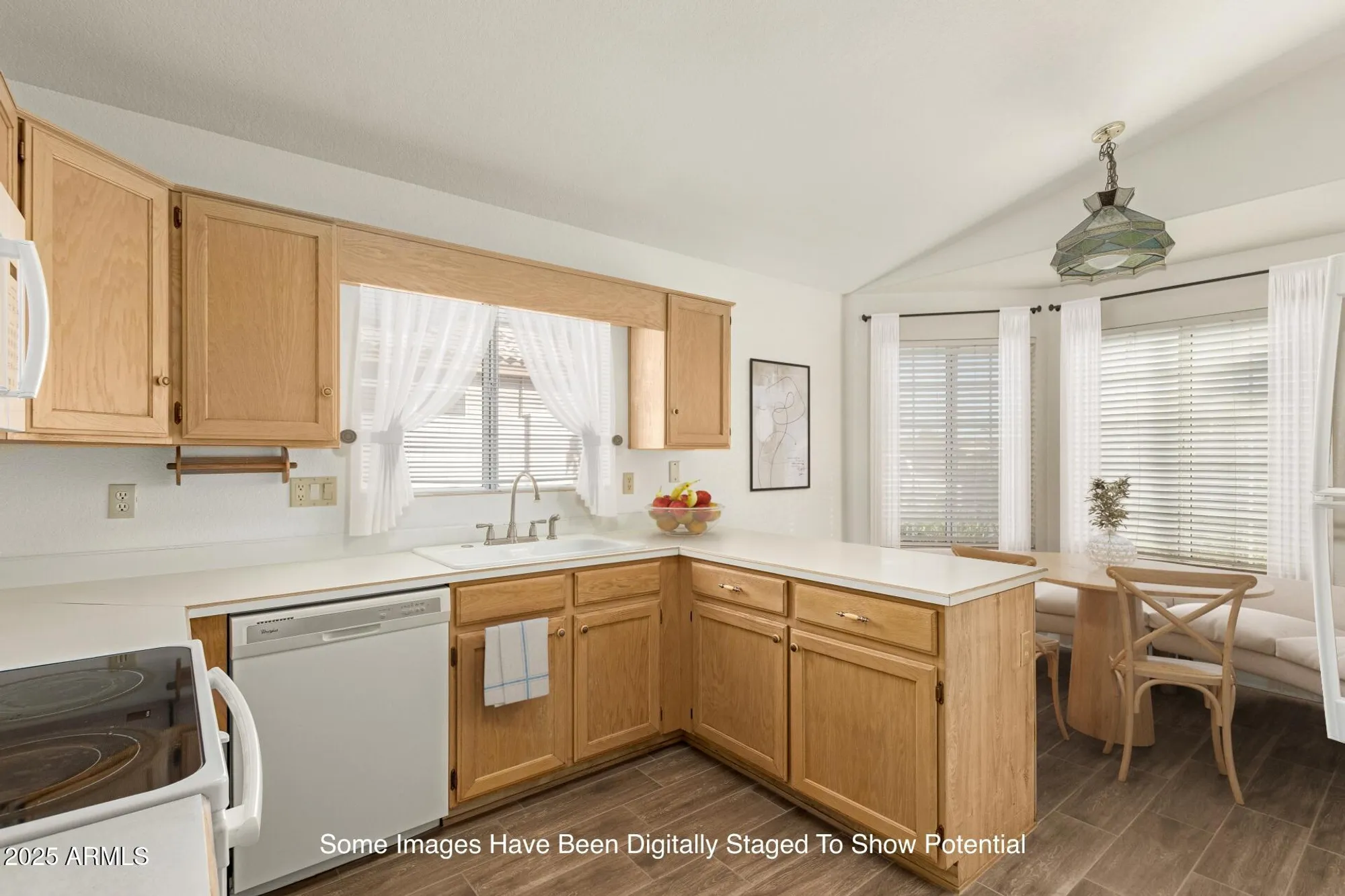 Property Slideshow image 17 of 38 | 10648 w runion dr, Peoria, AZ, 85382