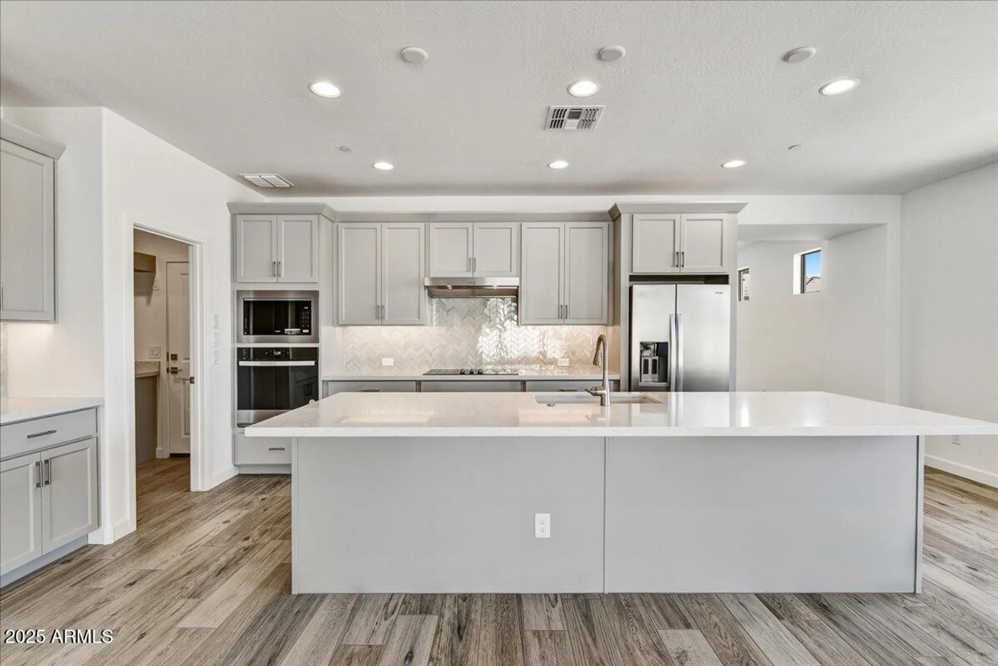 Property Slideshow image 5 of 49 | 18230 e coronado cave ct, Rio Verde, AZ, 85263