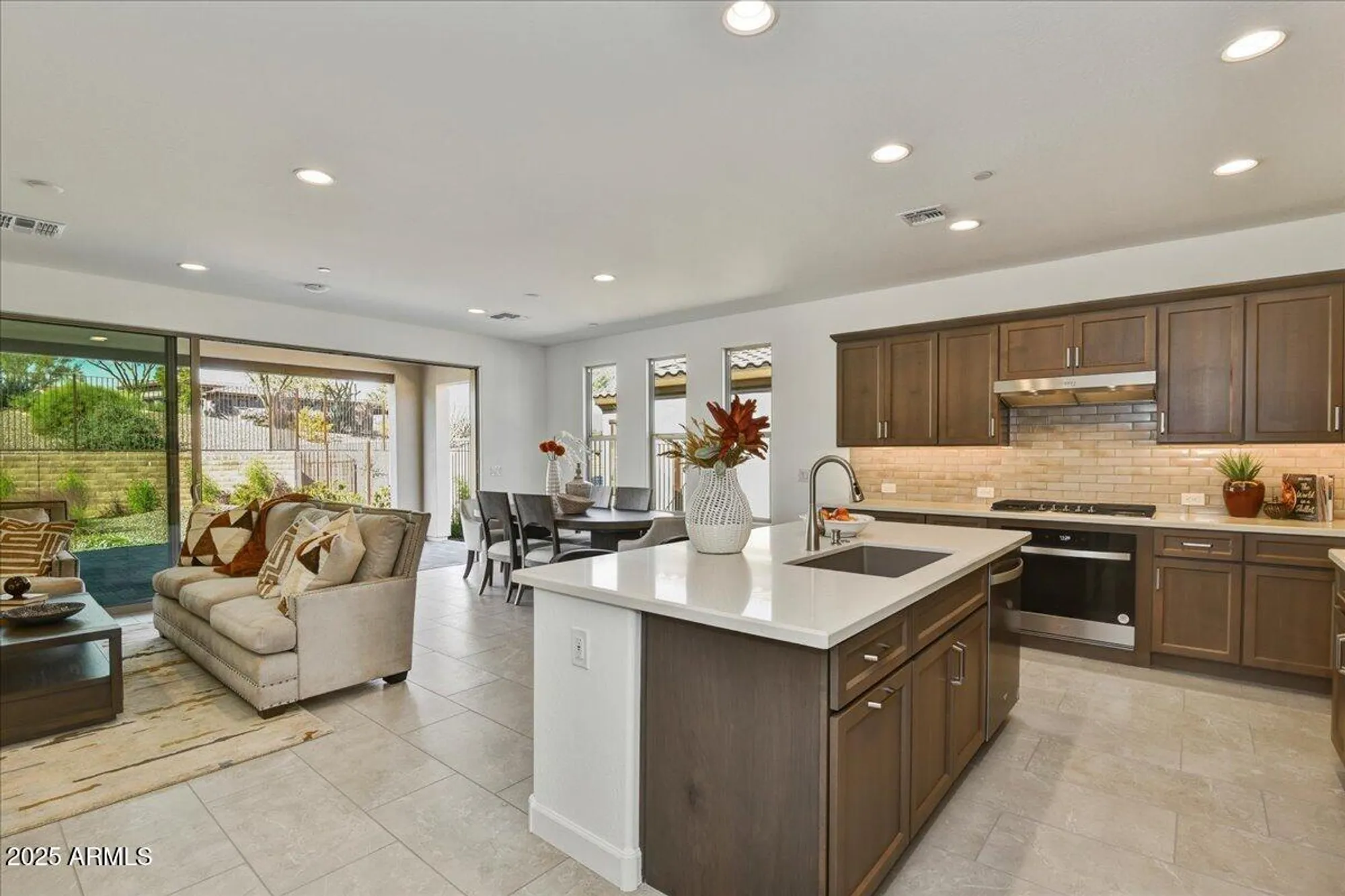 Property Slideshow image 12 of 49 | 29012 n juventino way, Rio Verde, AZ, 85263