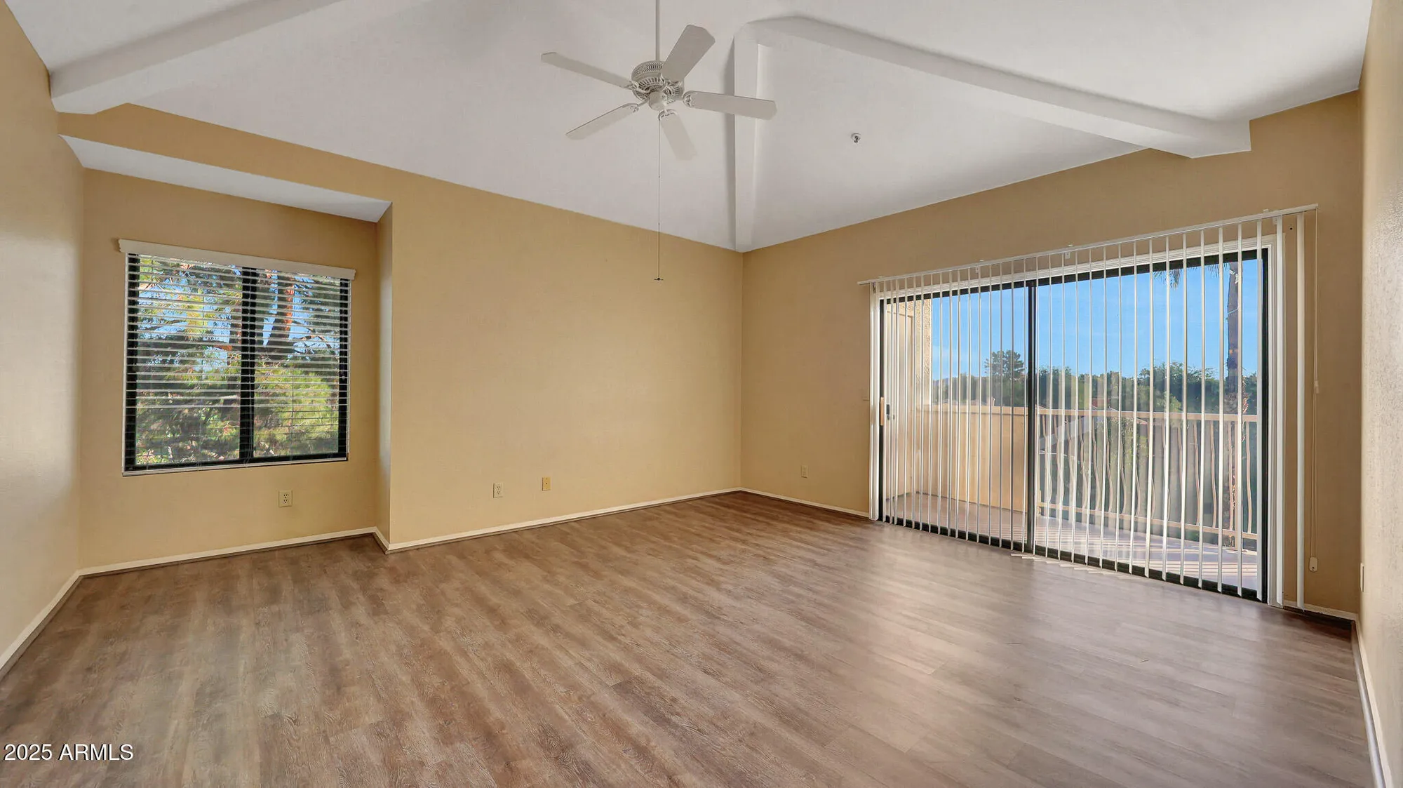 Property Slideshow image 12 of 43 | 19400 n westbrook pkwy unit 333, Peoria, AZ, 85382
