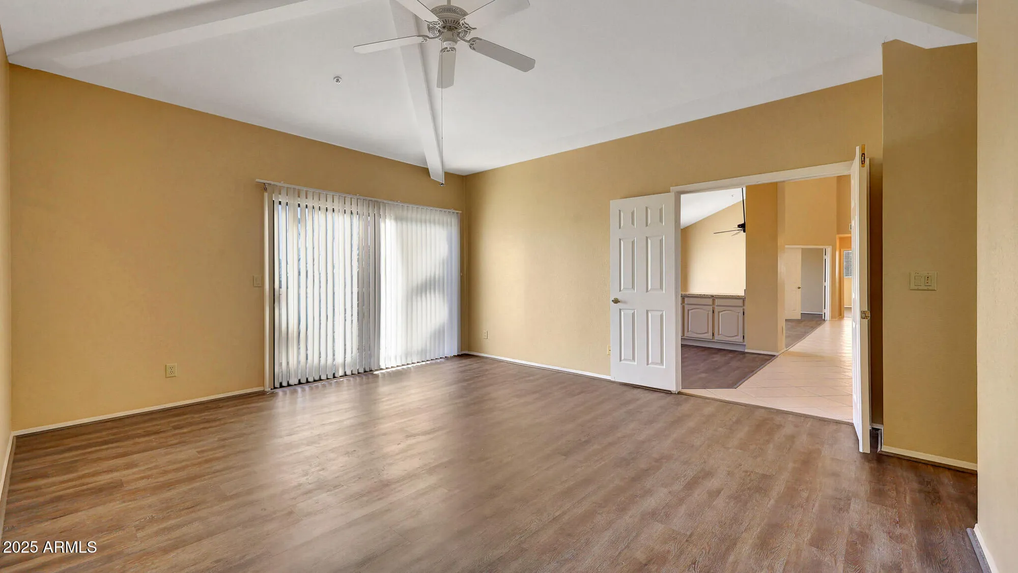 Property Slideshow image 14 of 43 | 19400 n westbrook pkwy unit 333, Peoria, AZ, 85382