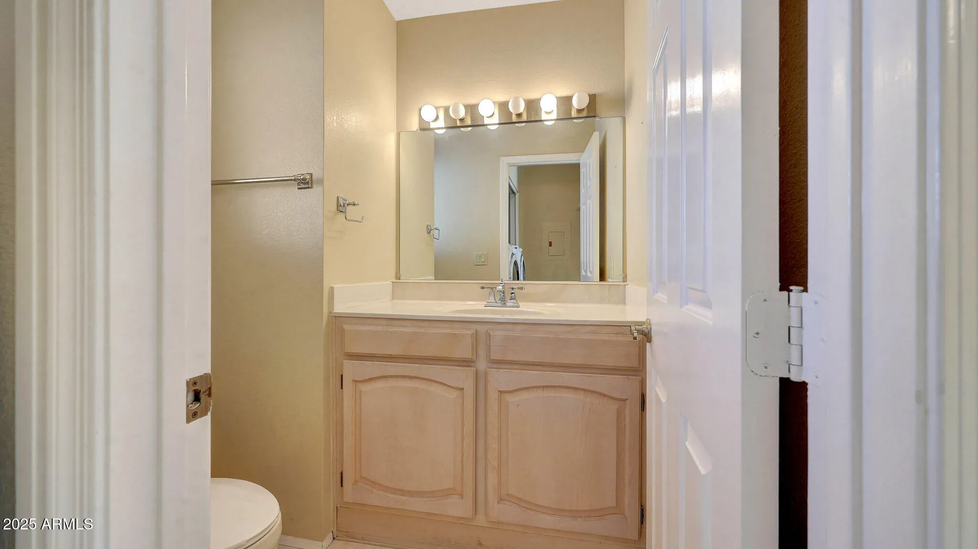 Property Slideshow image 25 of 43 | 19400 n westbrook pkwy unit 333, Peoria, AZ, 85382