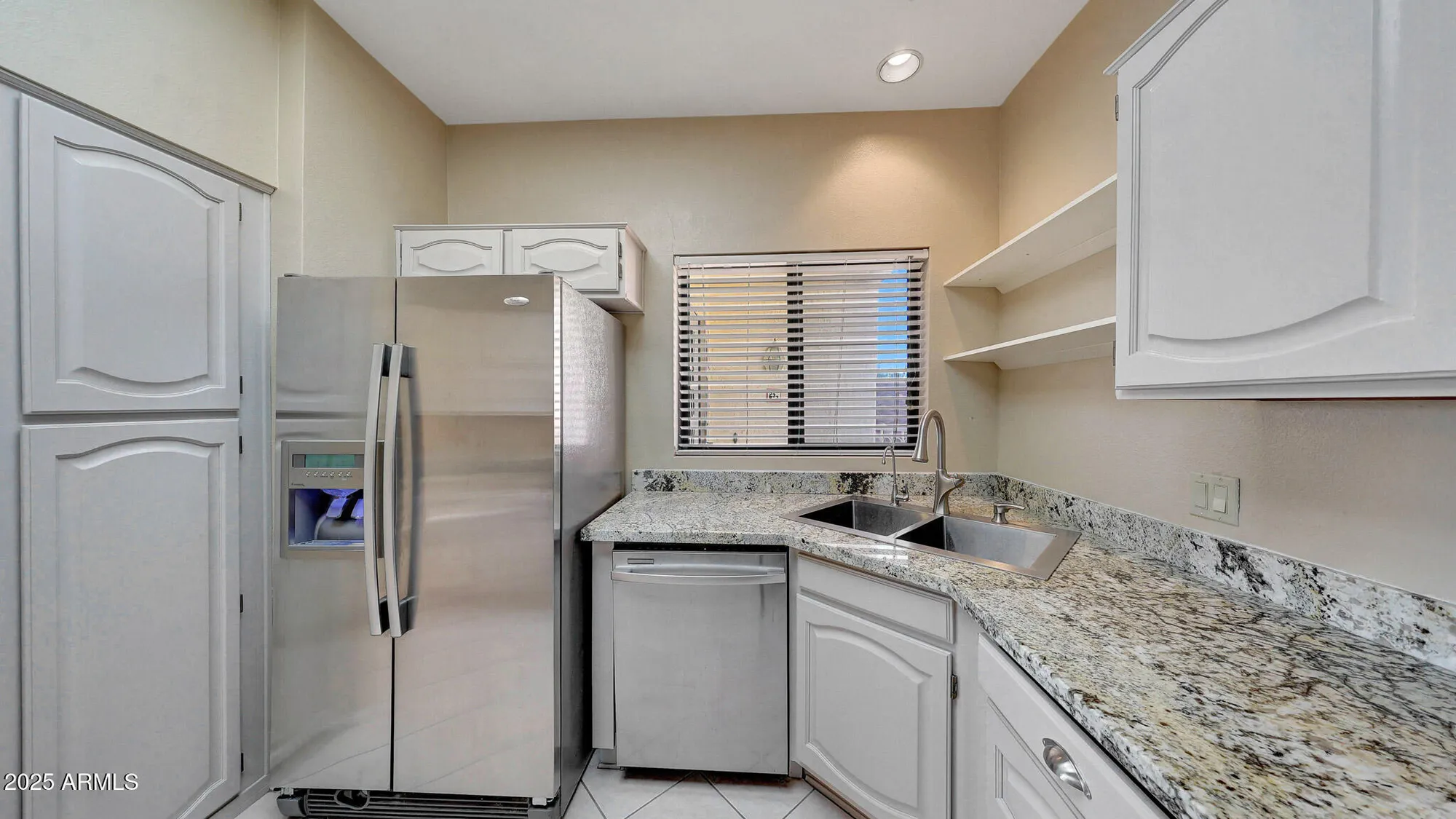 Property Slideshow image 20 of 43 | 19400 n westbrook pkwy unit 333, Peoria, AZ, 85382