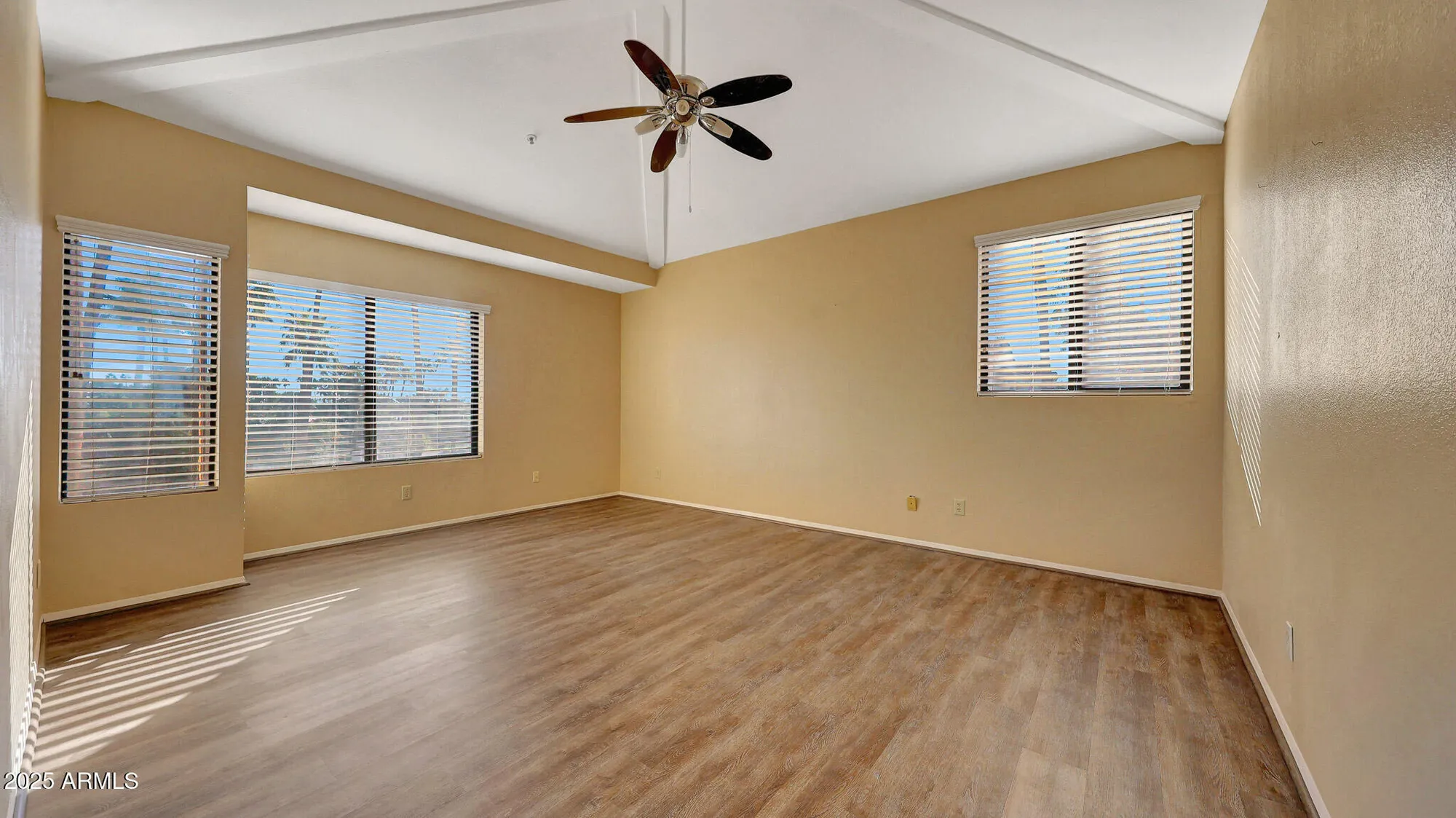 Property Slideshow image 29 of 43 | 19400 n westbrook pkwy unit 333, Peoria, AZ, 85382