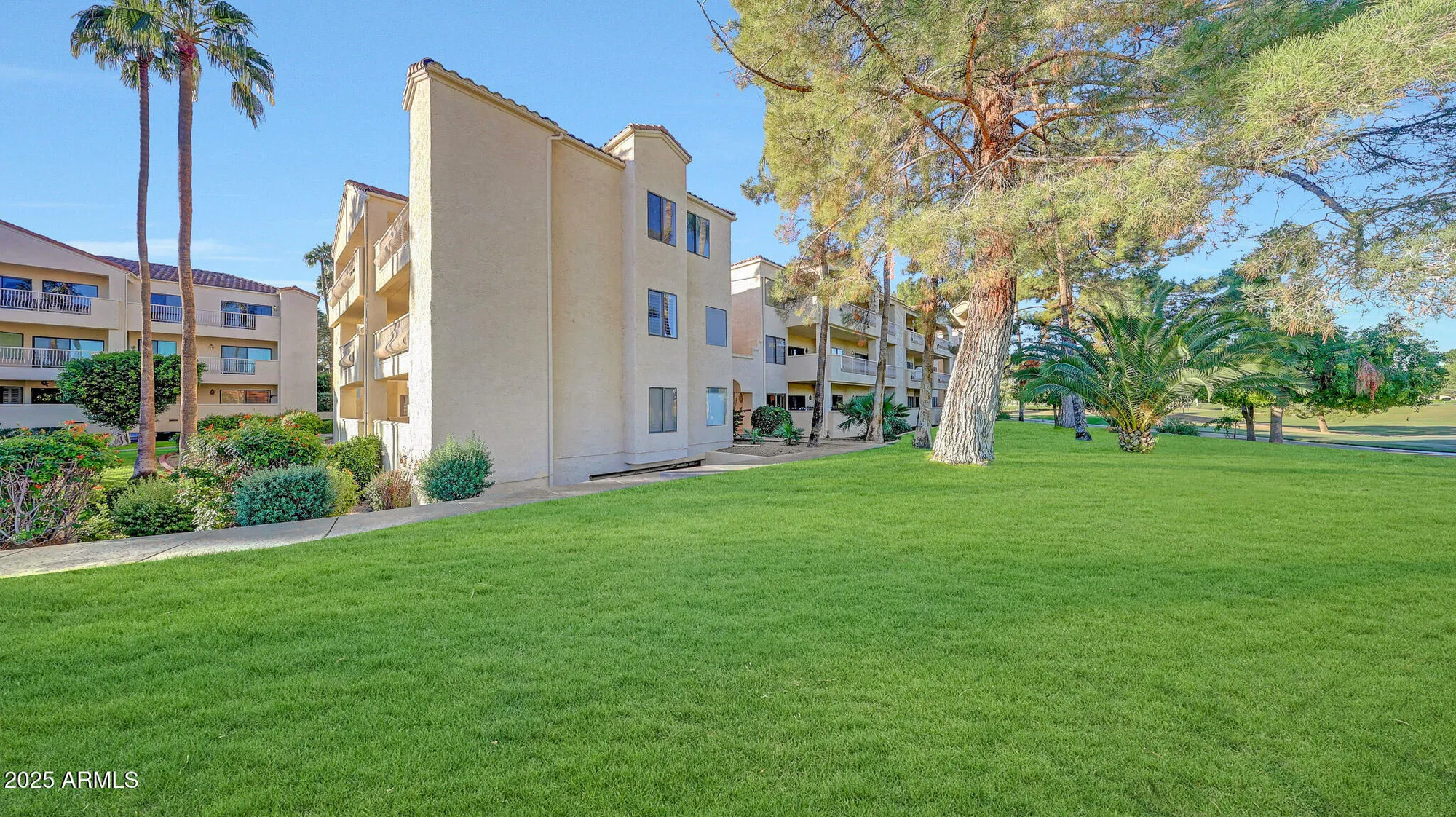Property Slideshow image 41 of 43 | 19400 n westbrook pkwy unit 333, Peoria, AZ, 85382